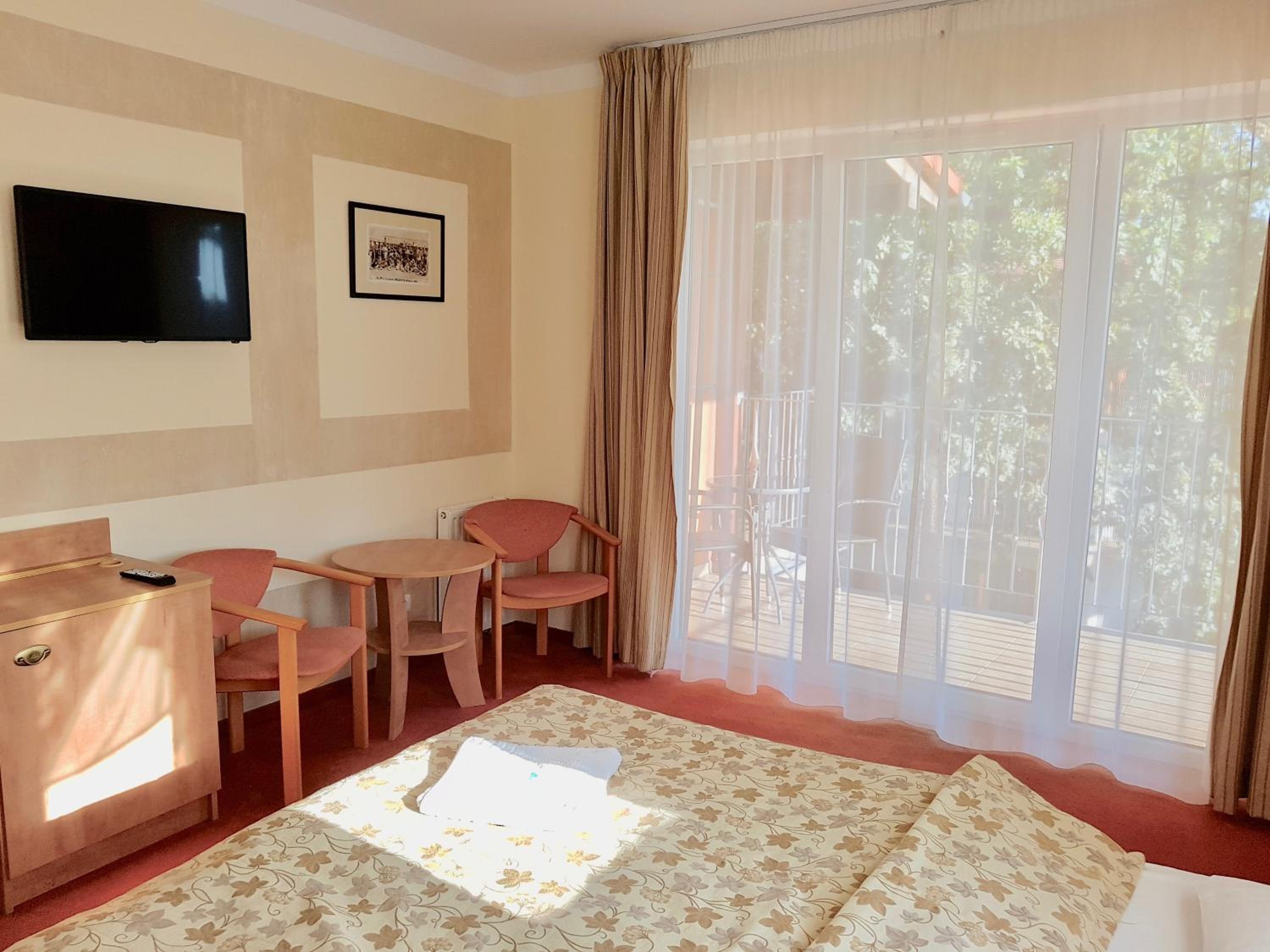 Double or Twin Room with Balcony