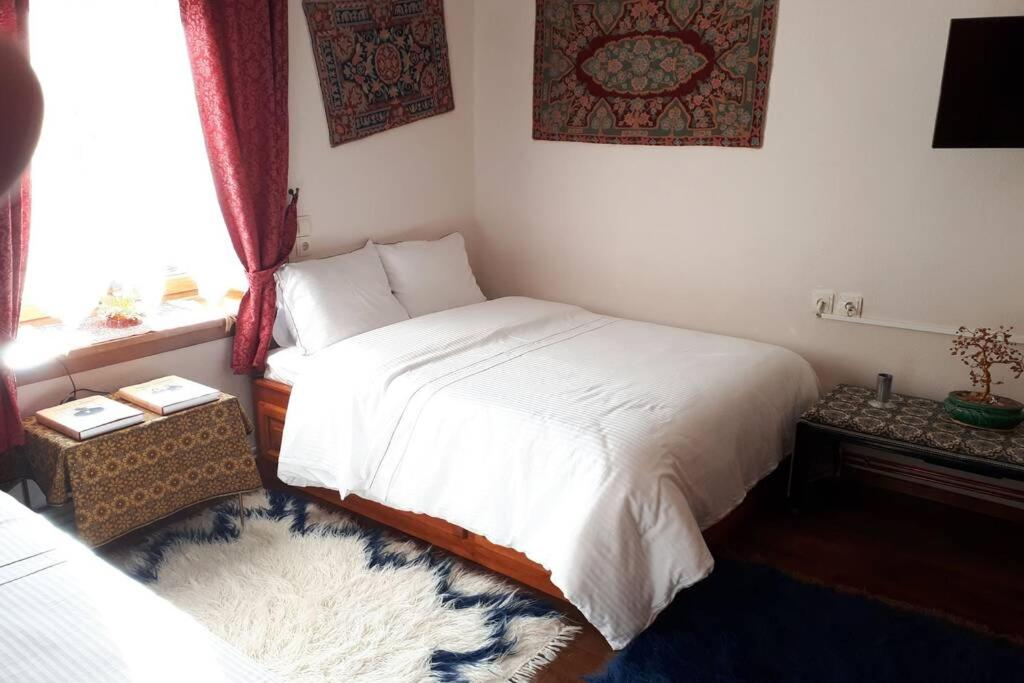 Three-Bedroom Apartment - Photo 19