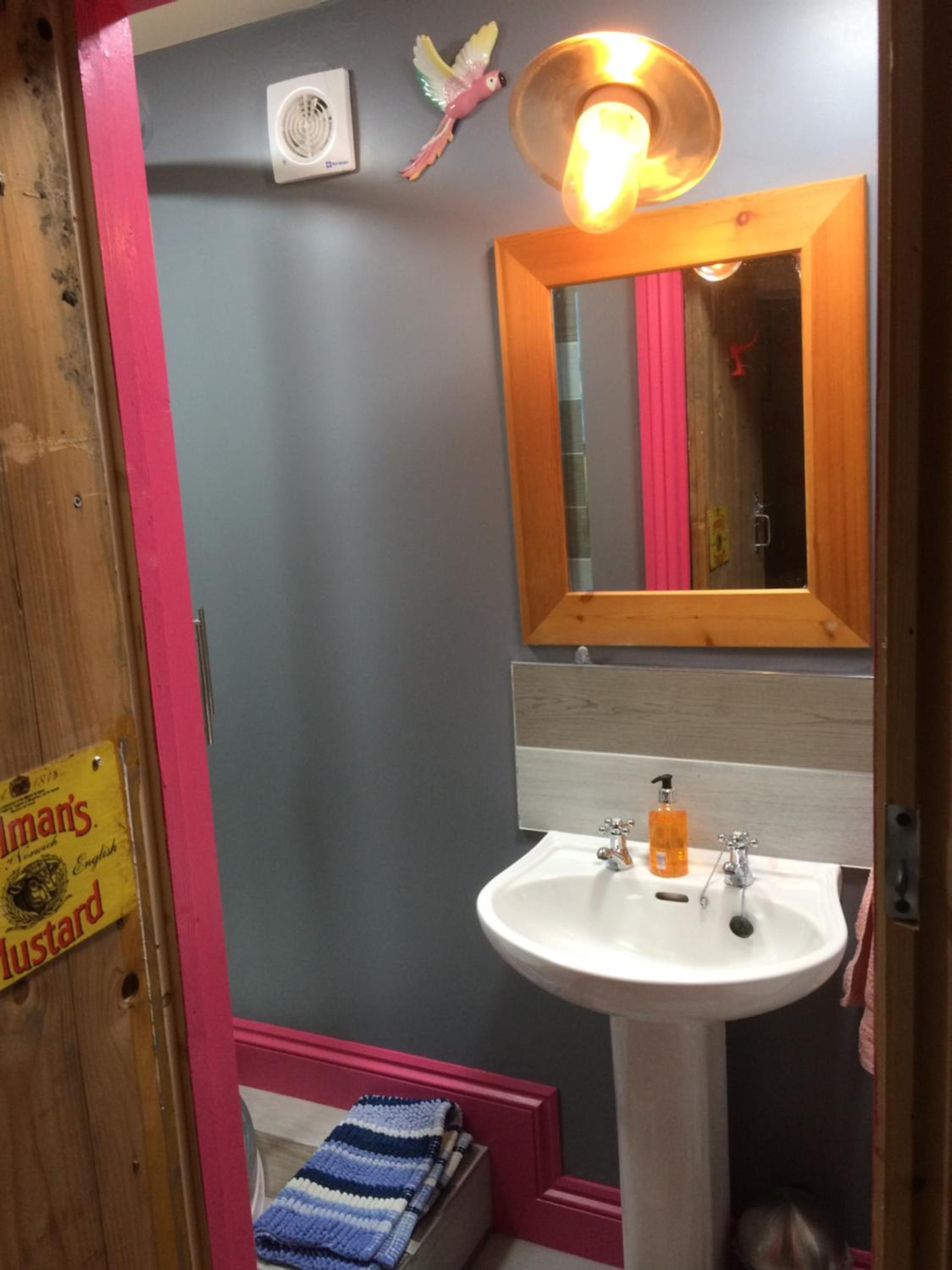 Double Room With Private Bathroom photo 3