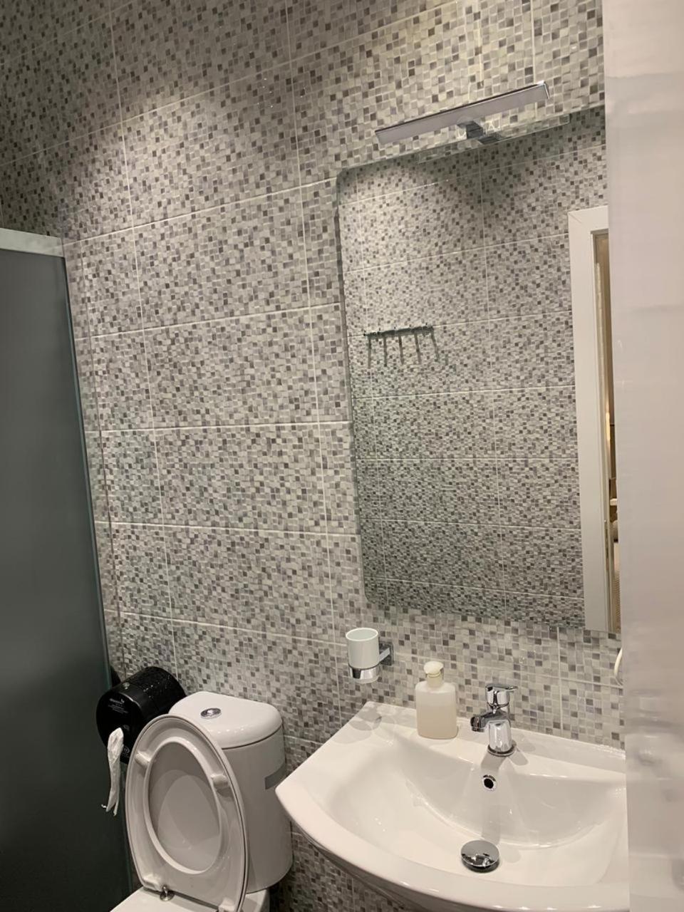 Deluxe Double Room With Balcony photo 3