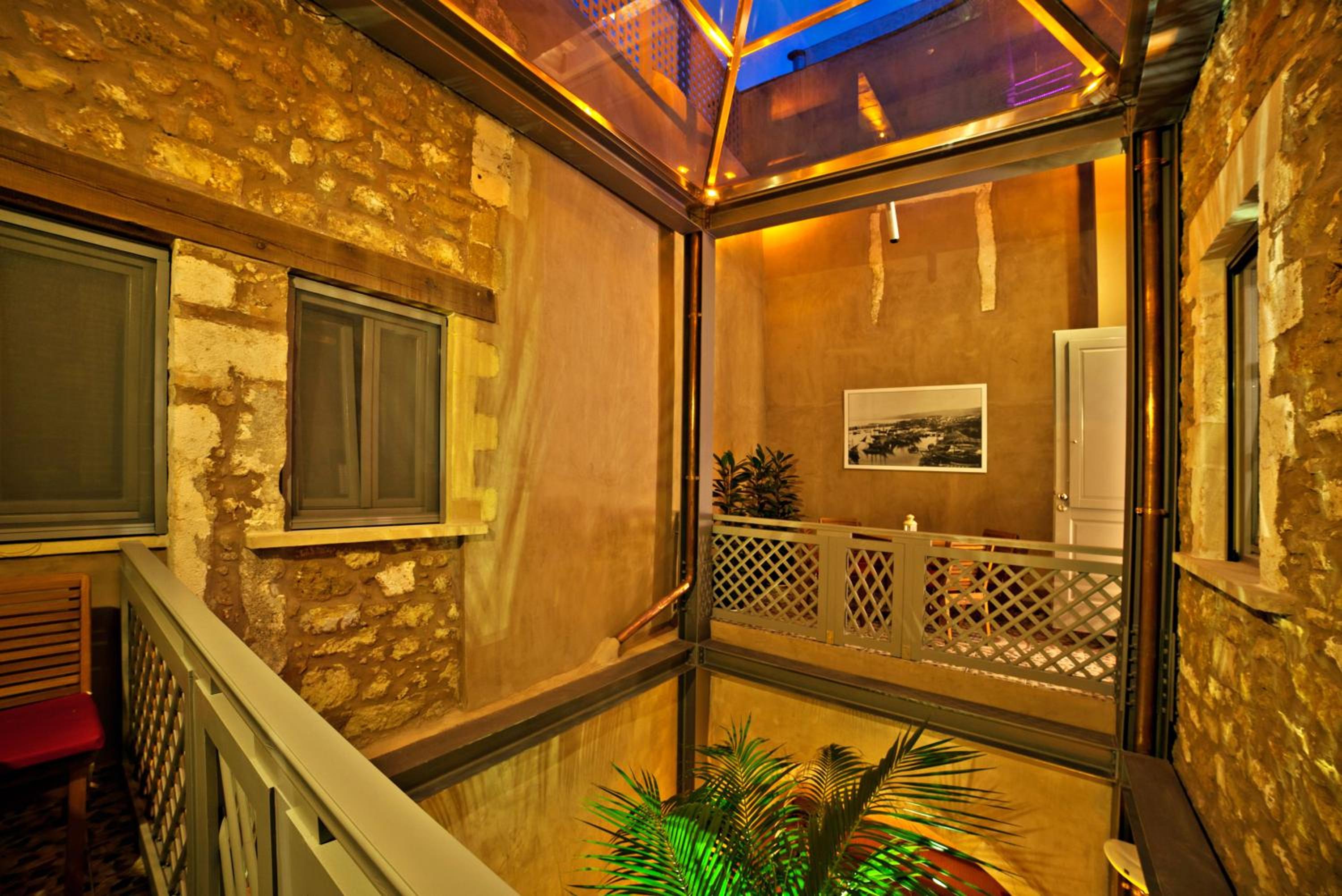 One-Bedroom Suite - Photo 6