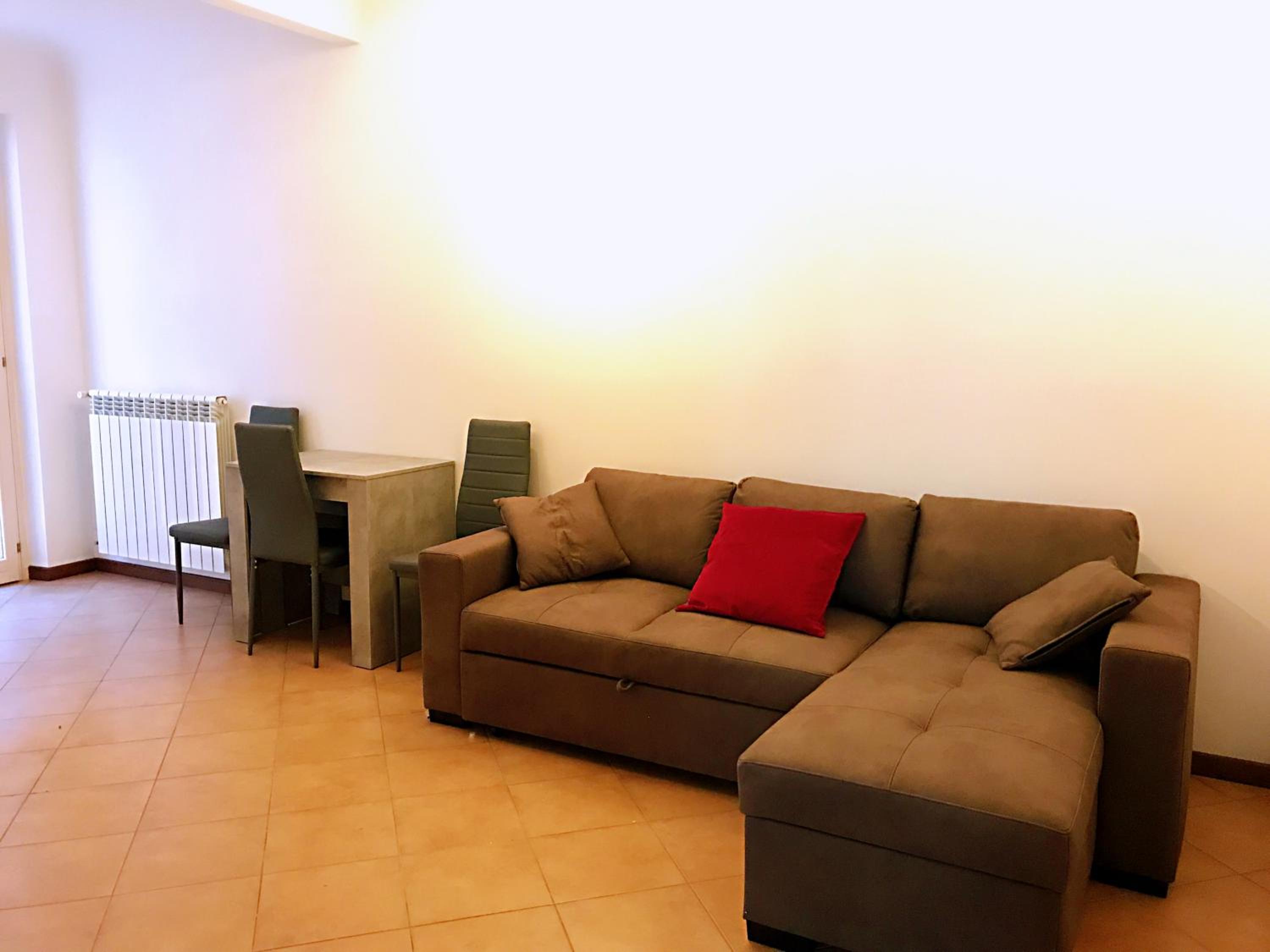Deluxe Double Room with Shower - Photo 6