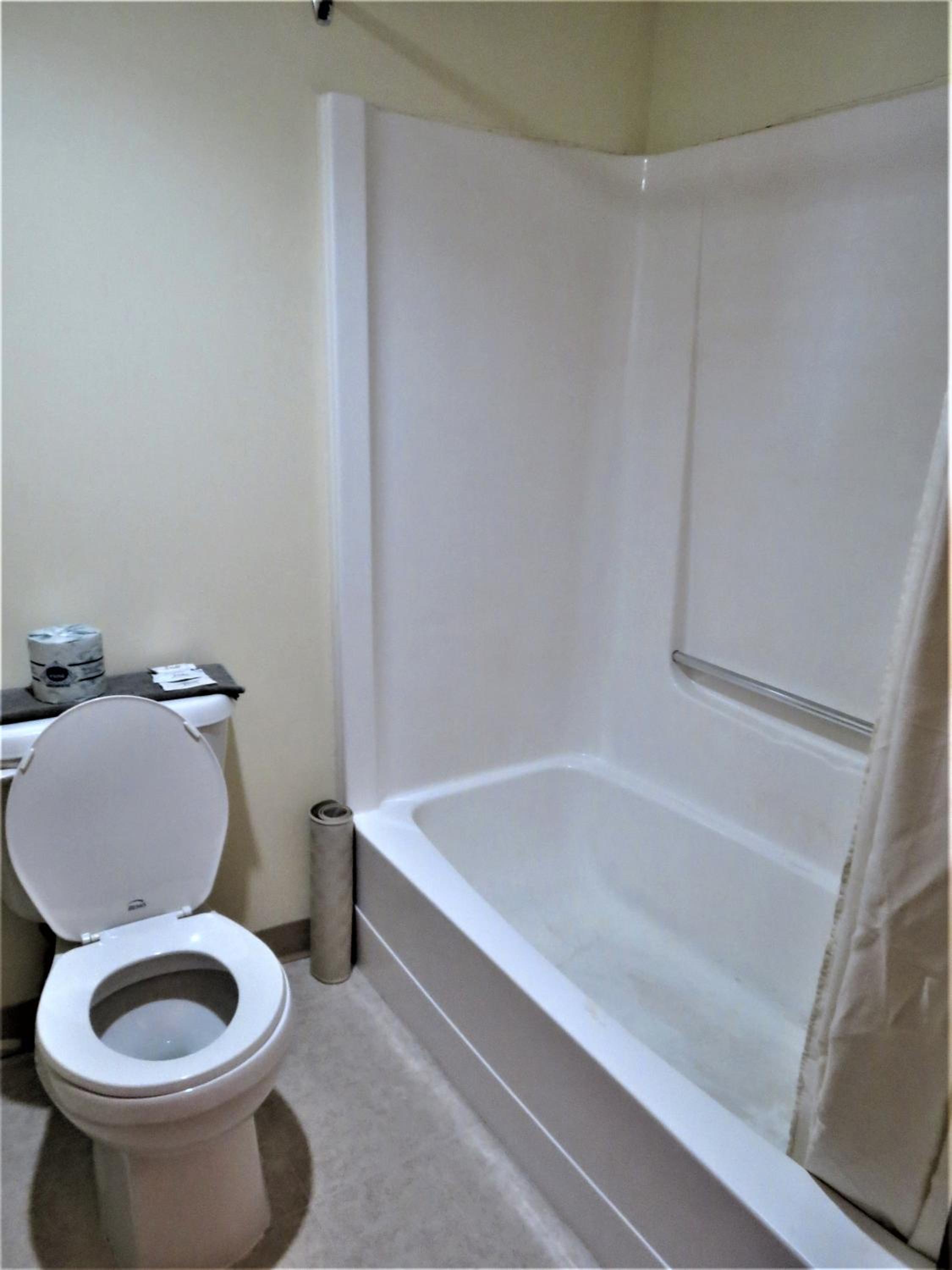 Classic Quadruple Room - Photo 5