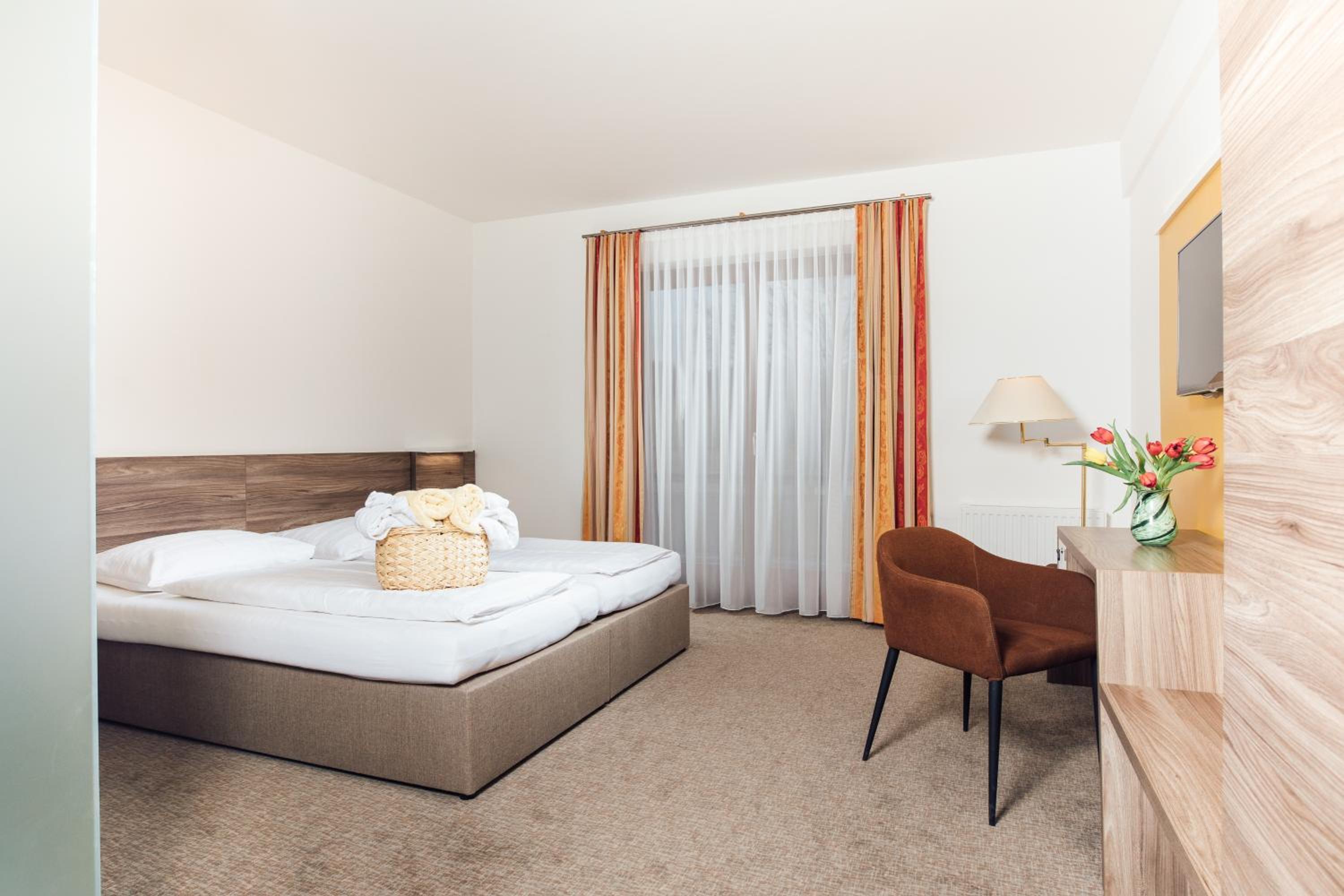 Superior Double Room with Balcony photo 2