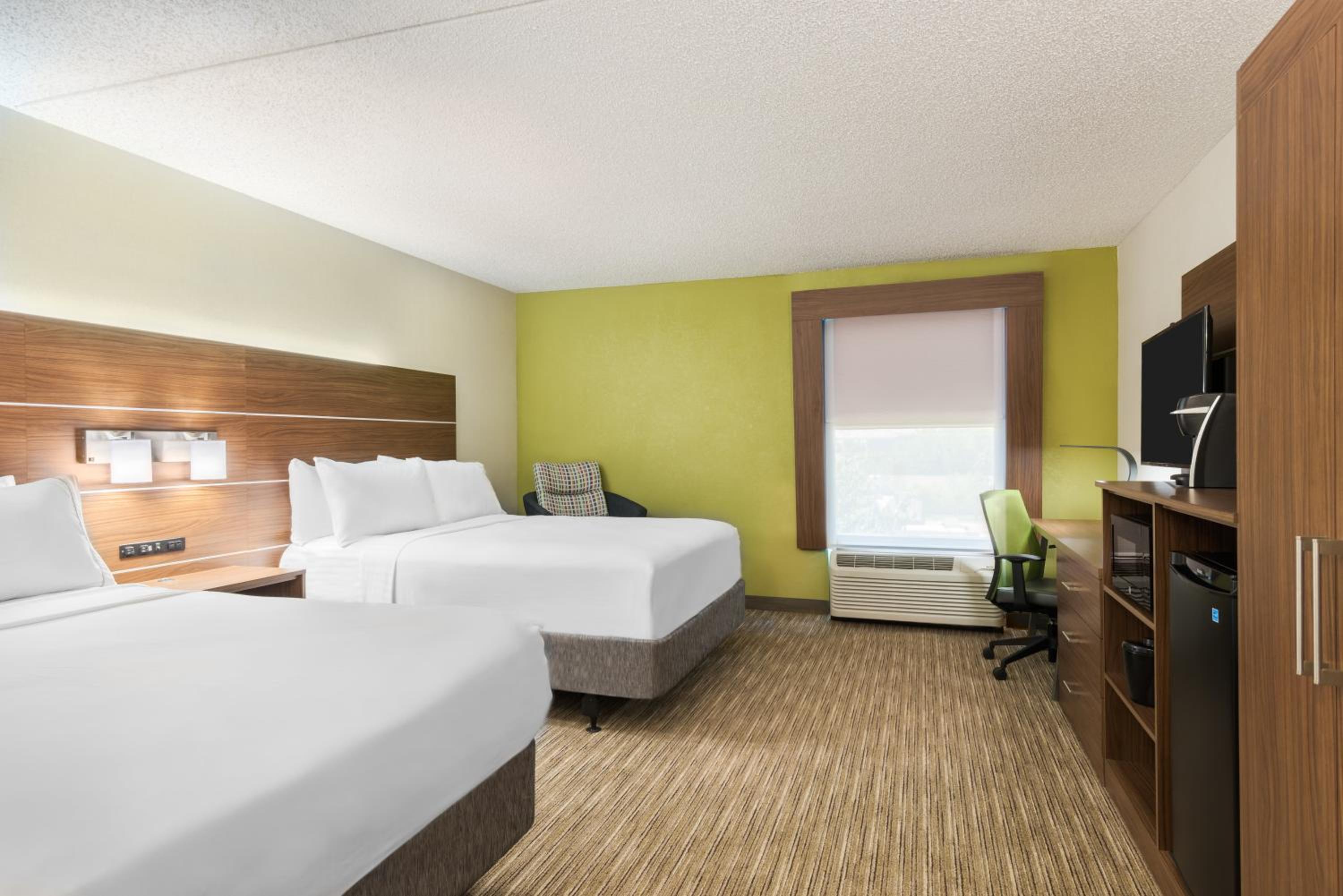 Queen Room with Two Queen Beds