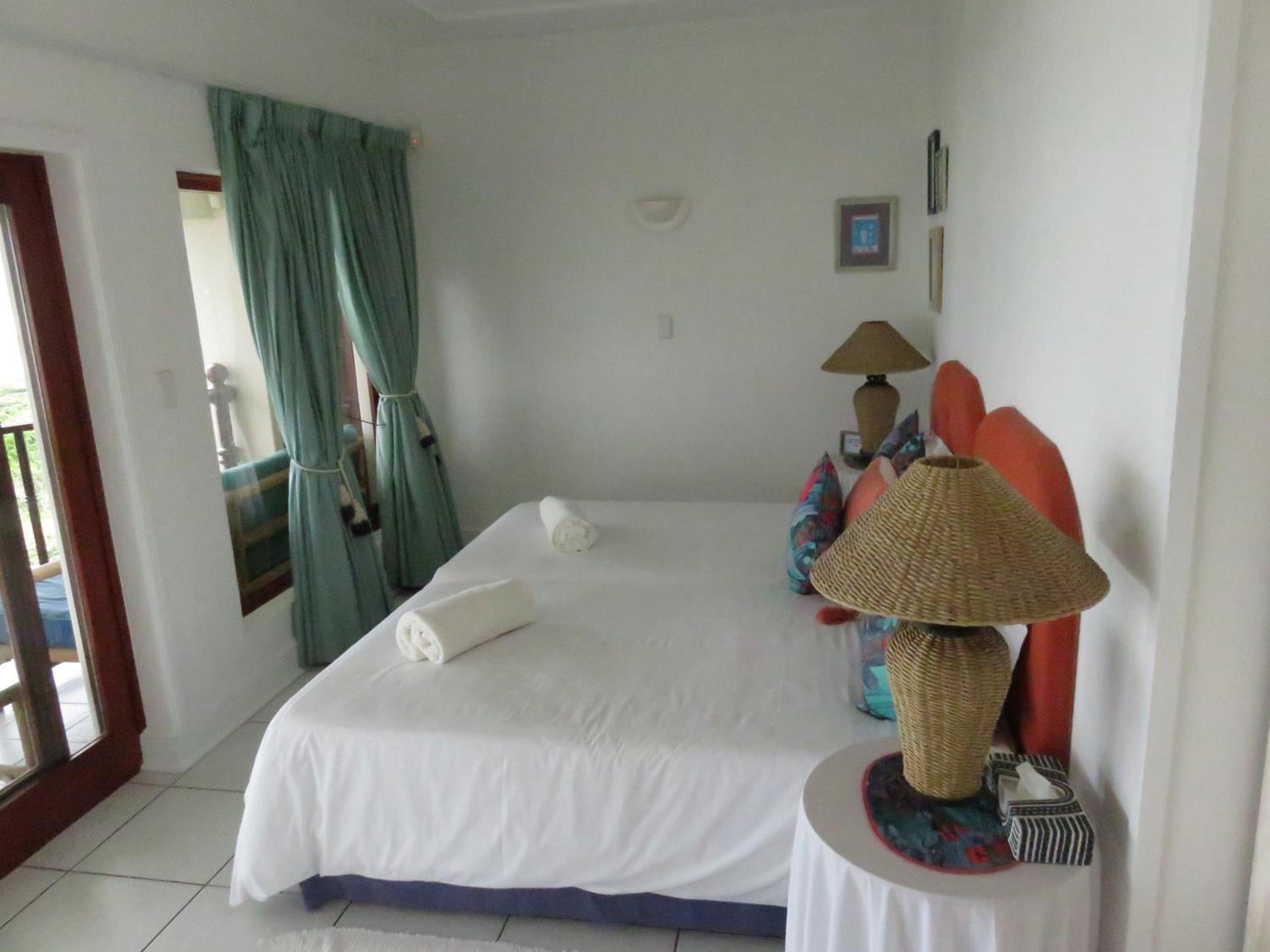 Standard Twin Room with Sea View photo 3