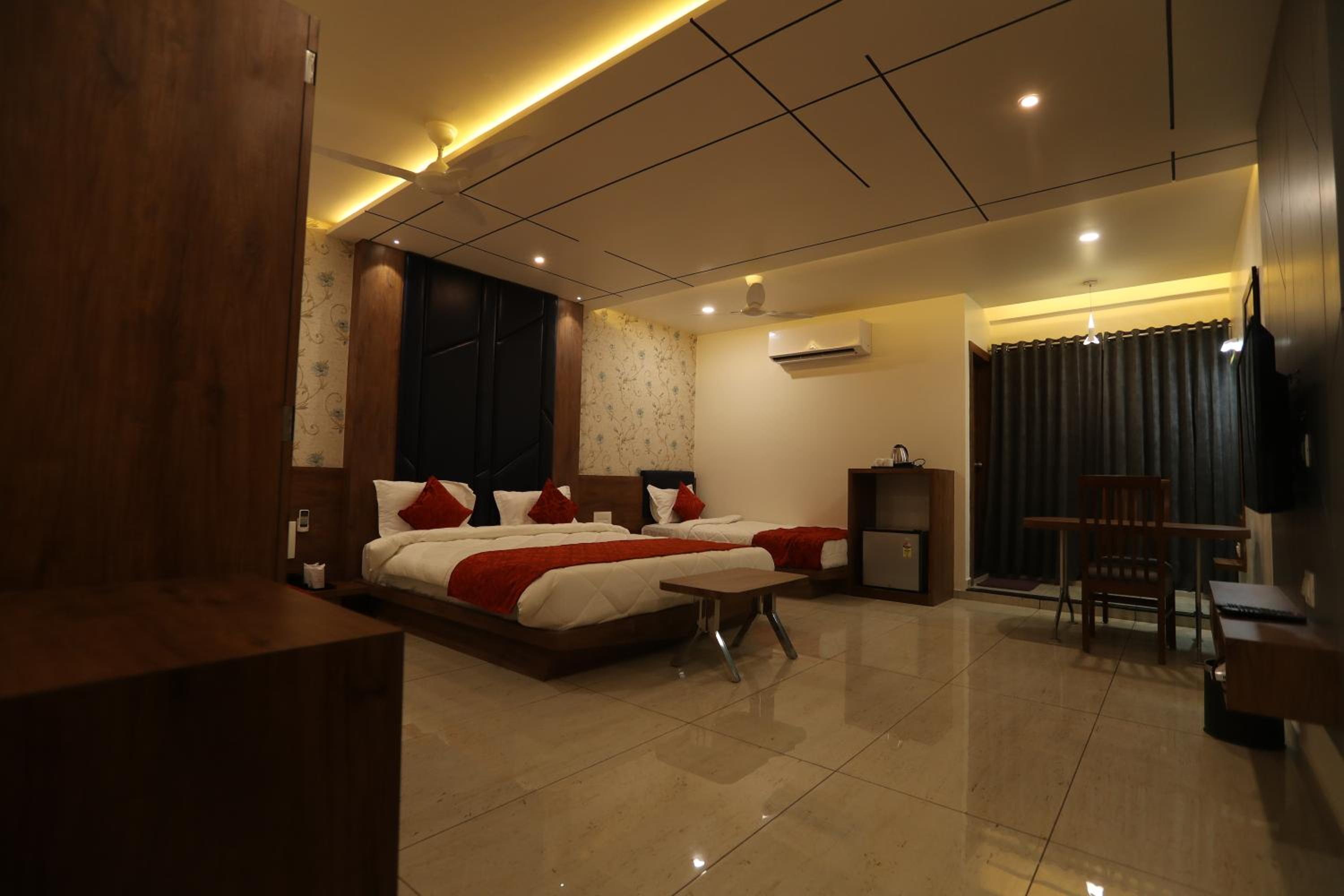 Standard Family Room