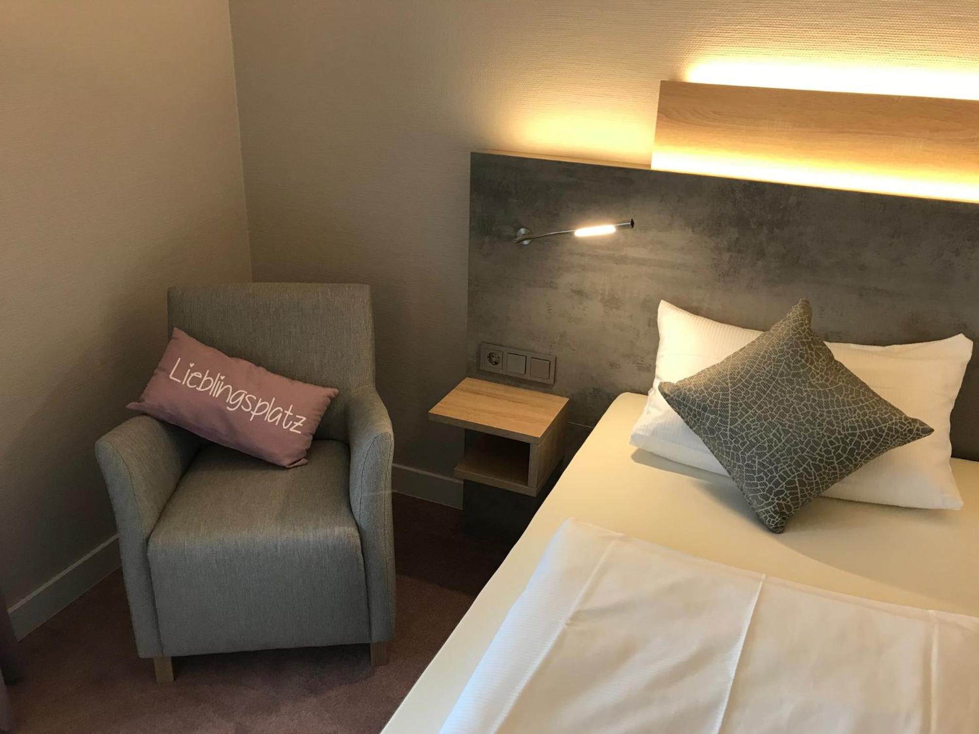 Single Room photo 1