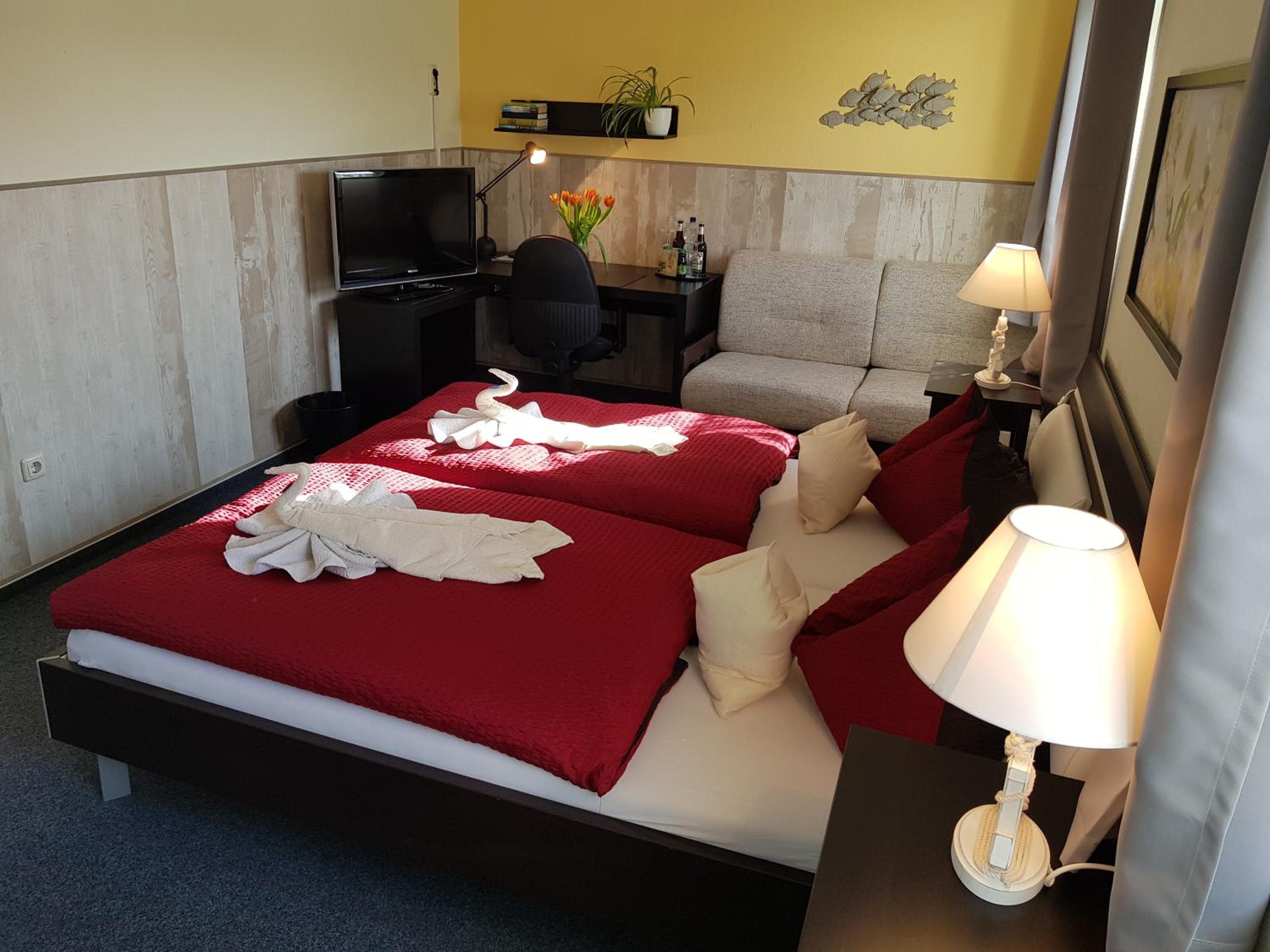 Standard Double Room - Photo 2