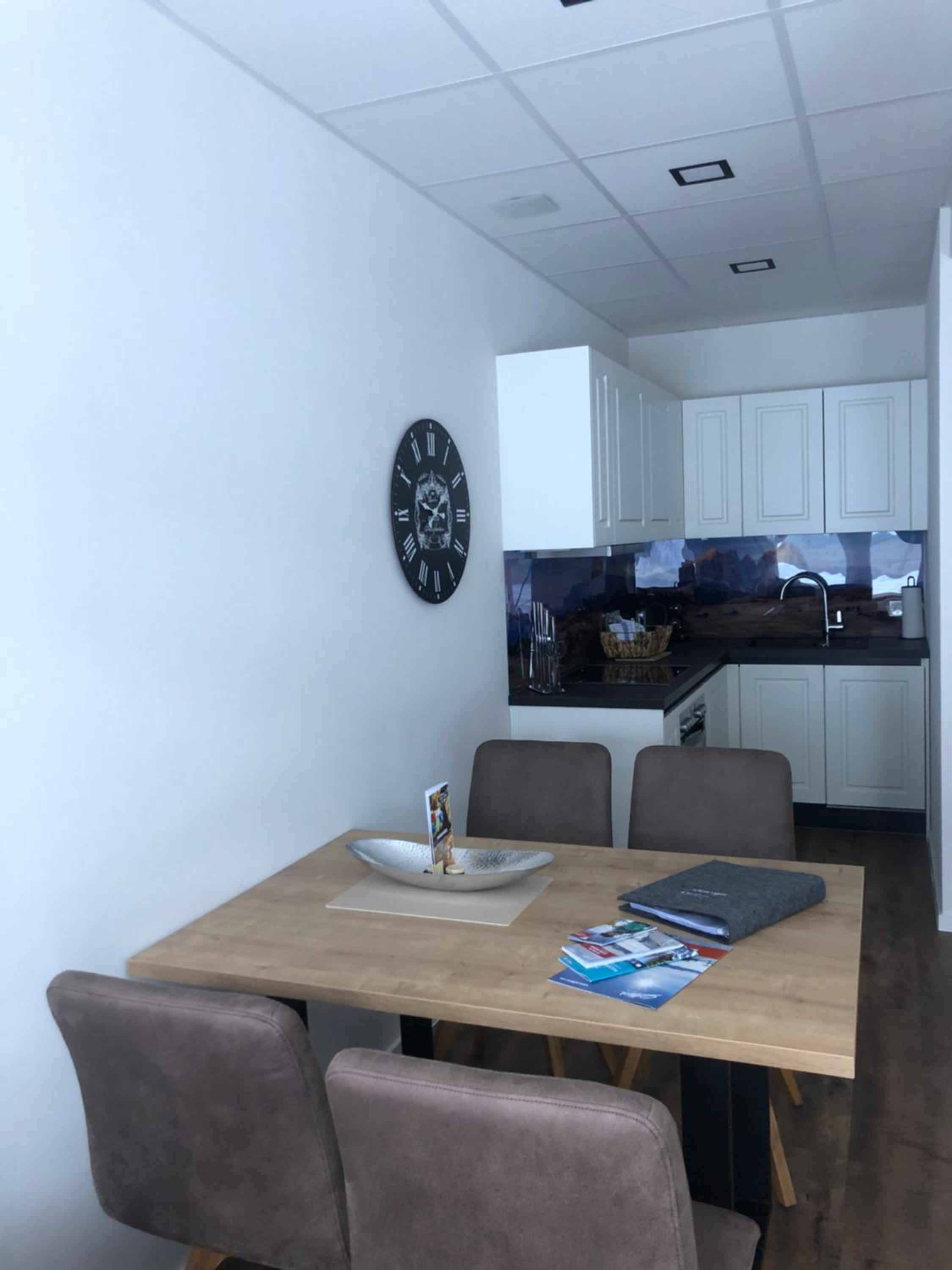 One-Bedroom Apartment - Photo 5
