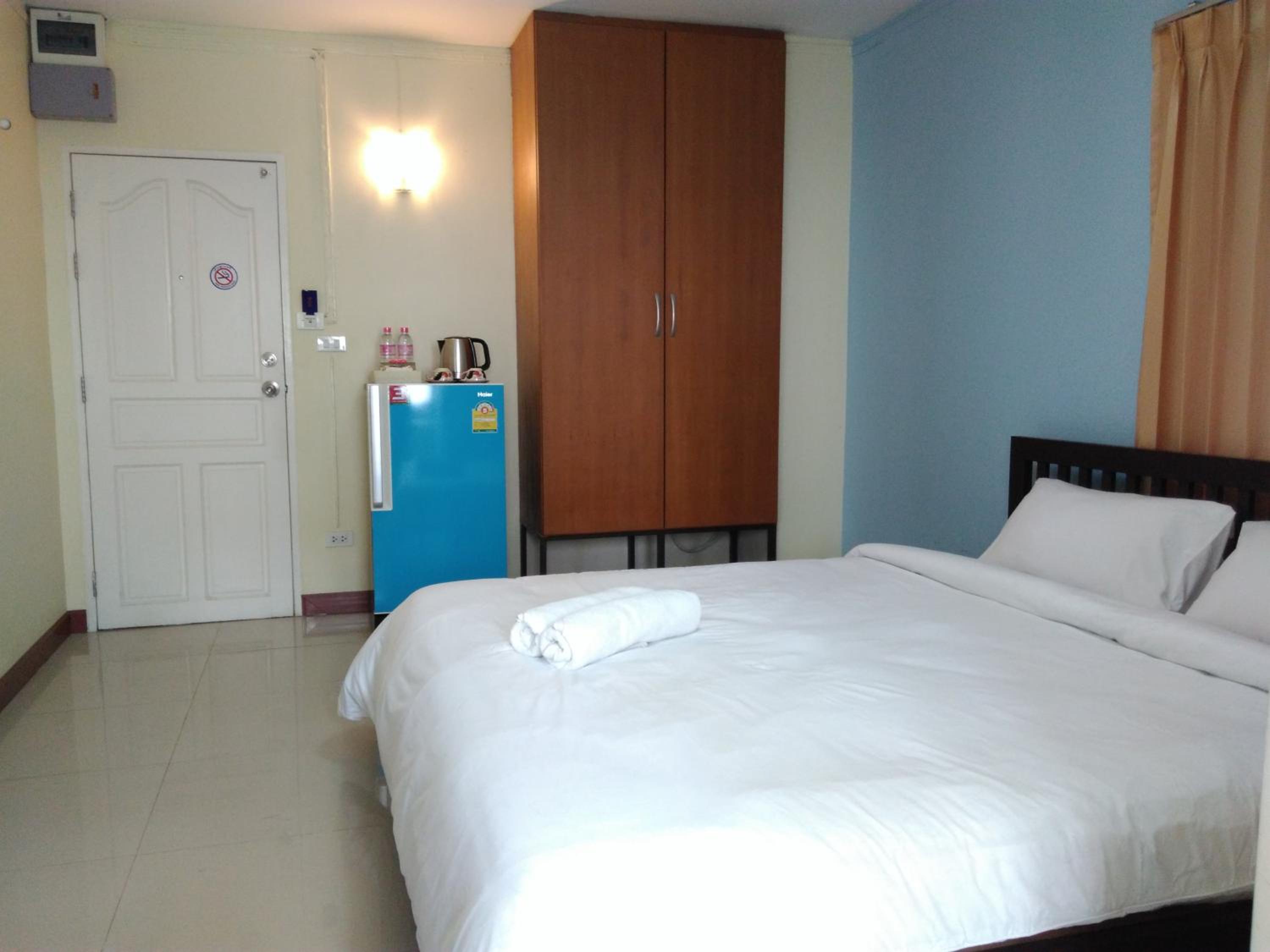 Standard Double Room - Photo 5