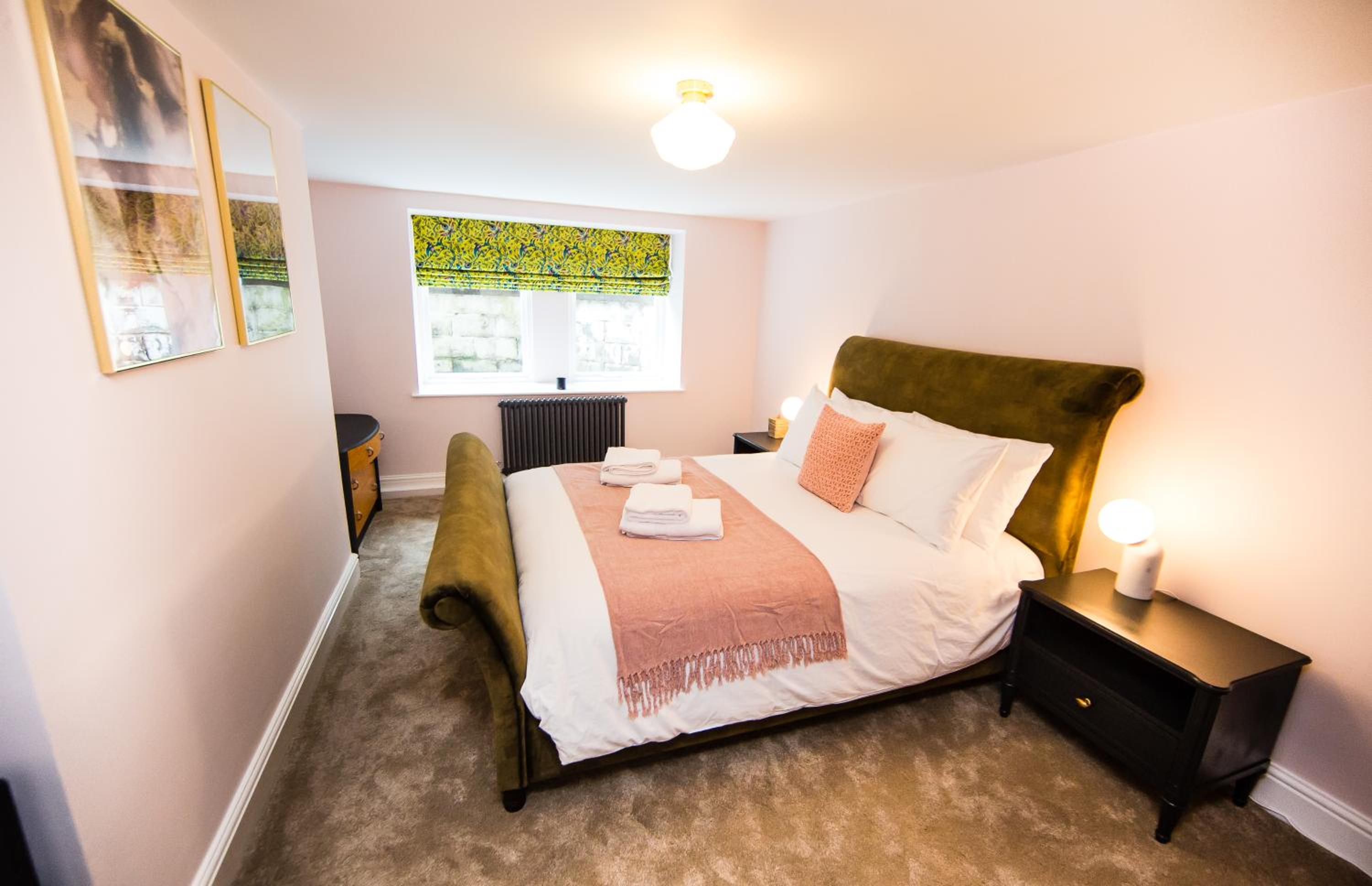 Four-Bedroom Apartment - Photo 26