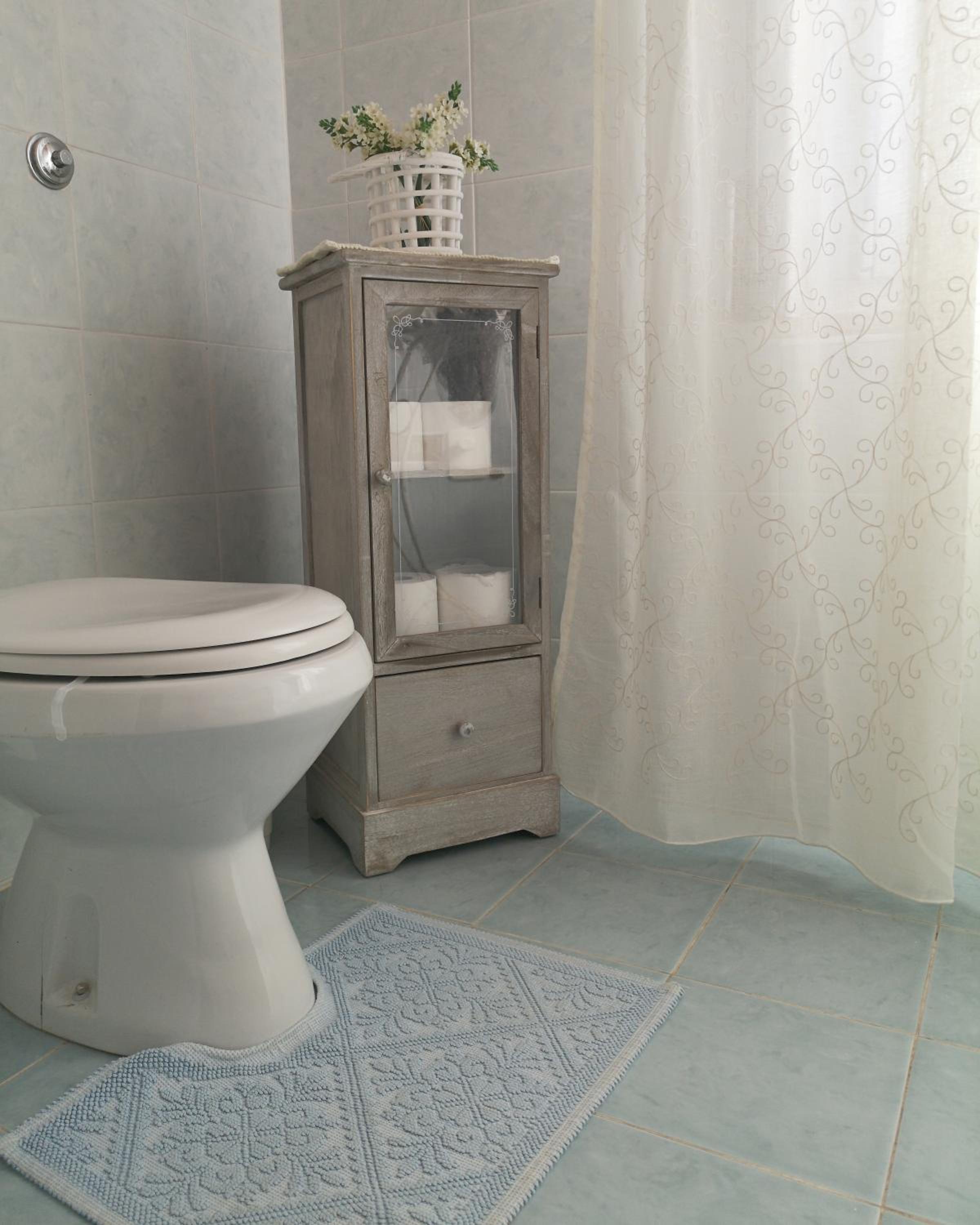 Double Room with Private Bathroom - Photo 4