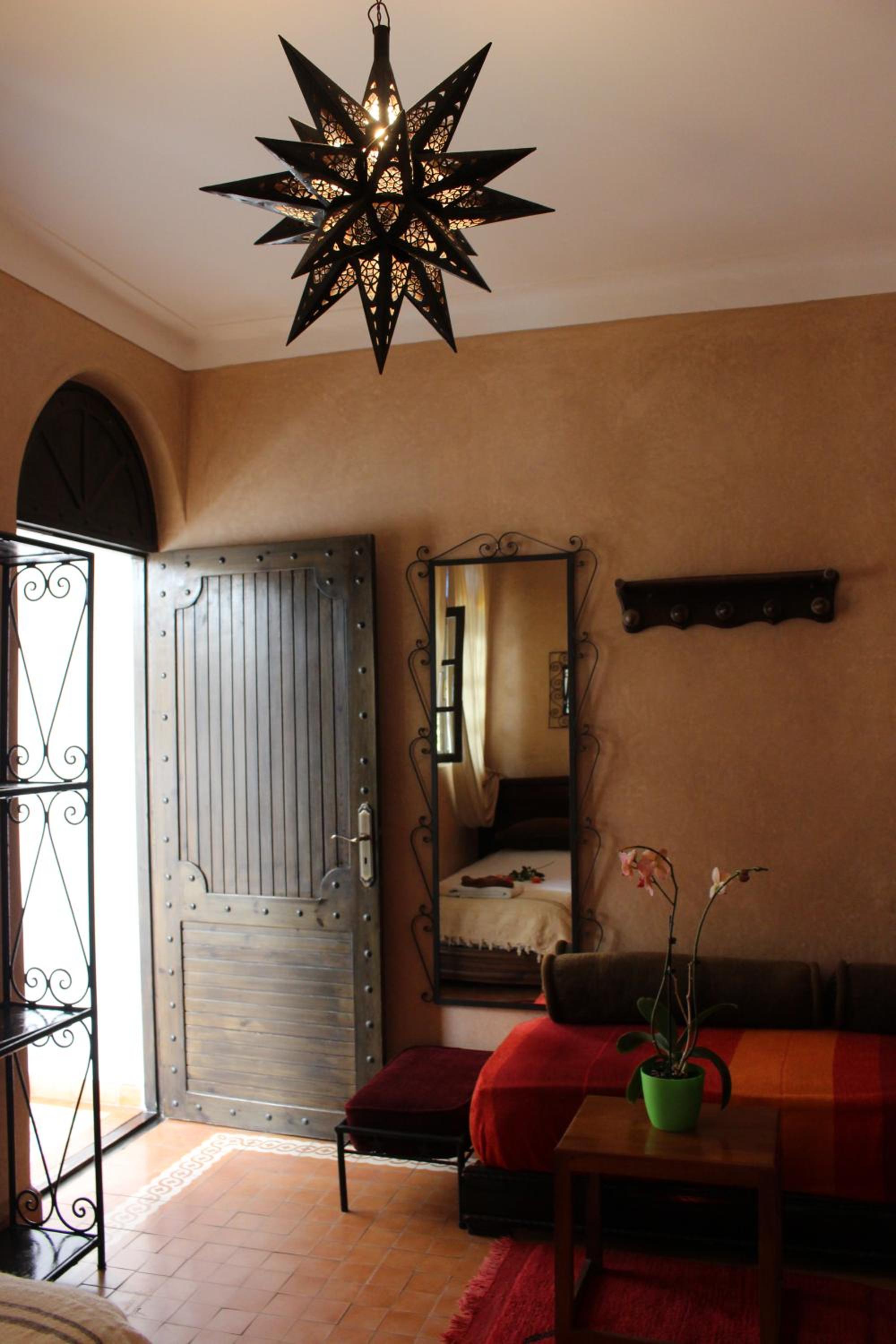 Twin Room with Private External Bathroom