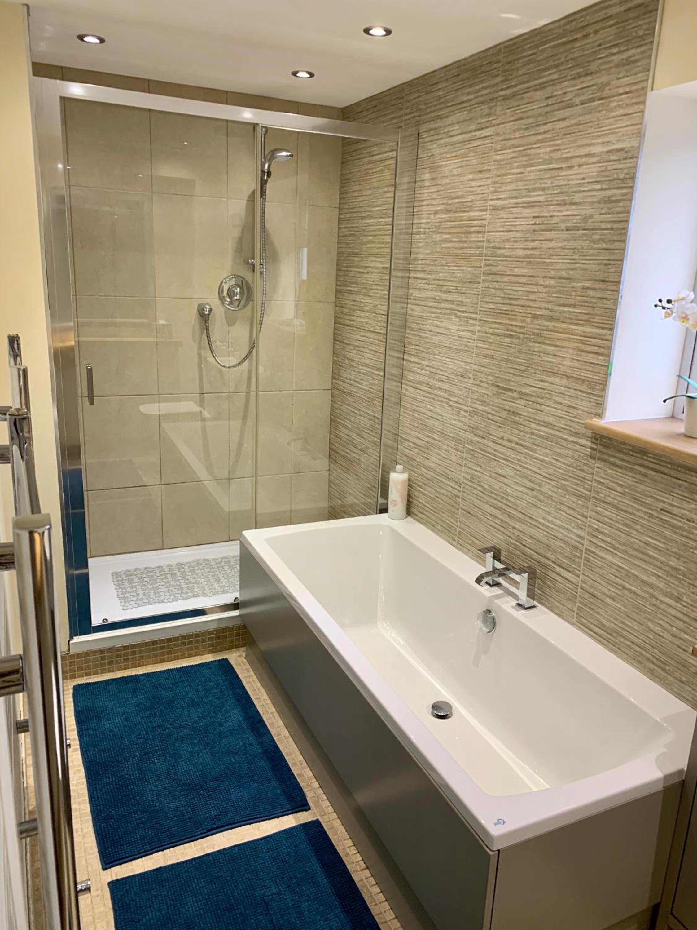 Deluxe King Room - Photo 3