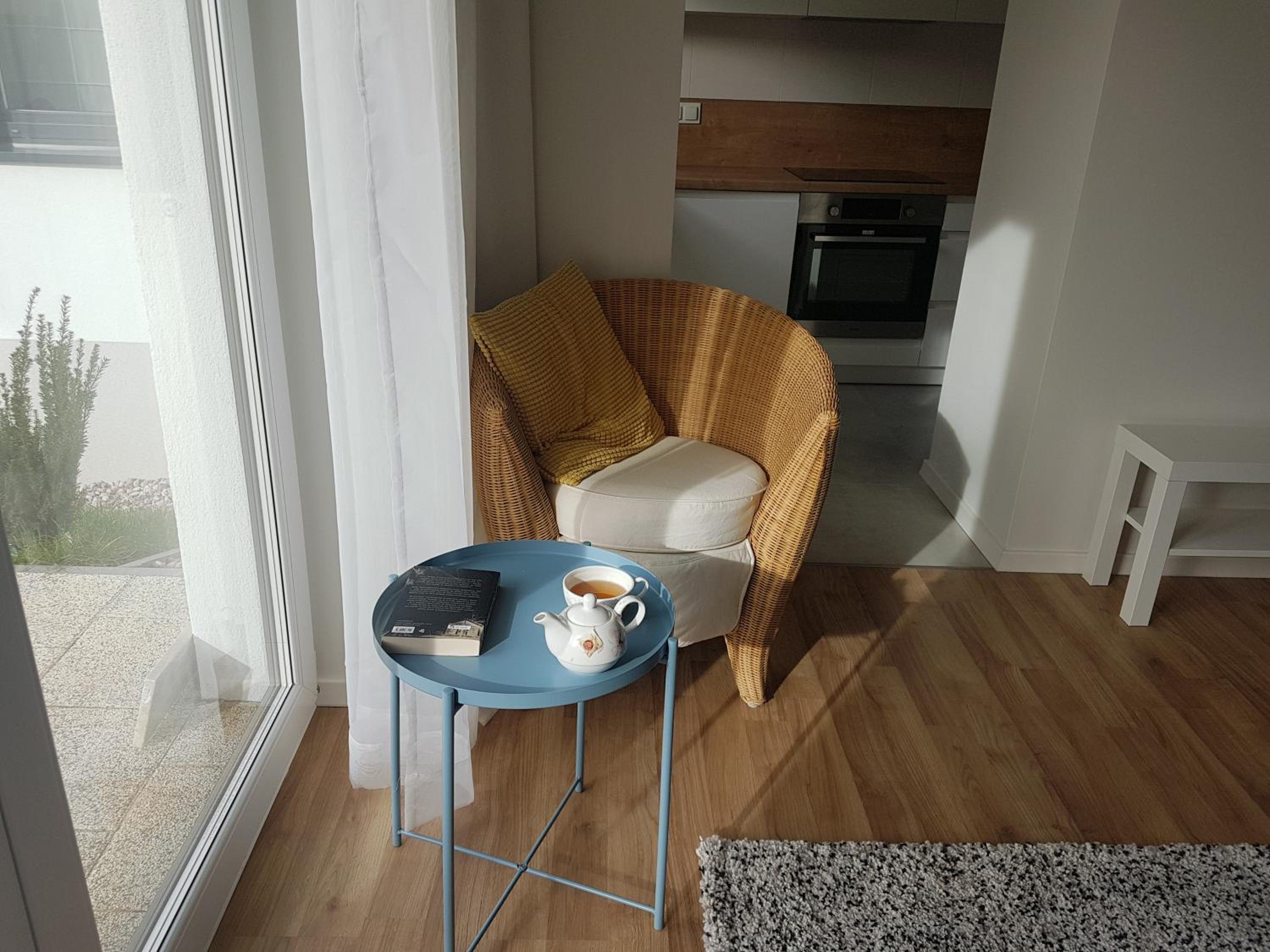 One-Bedroom Apartment - Photo 3