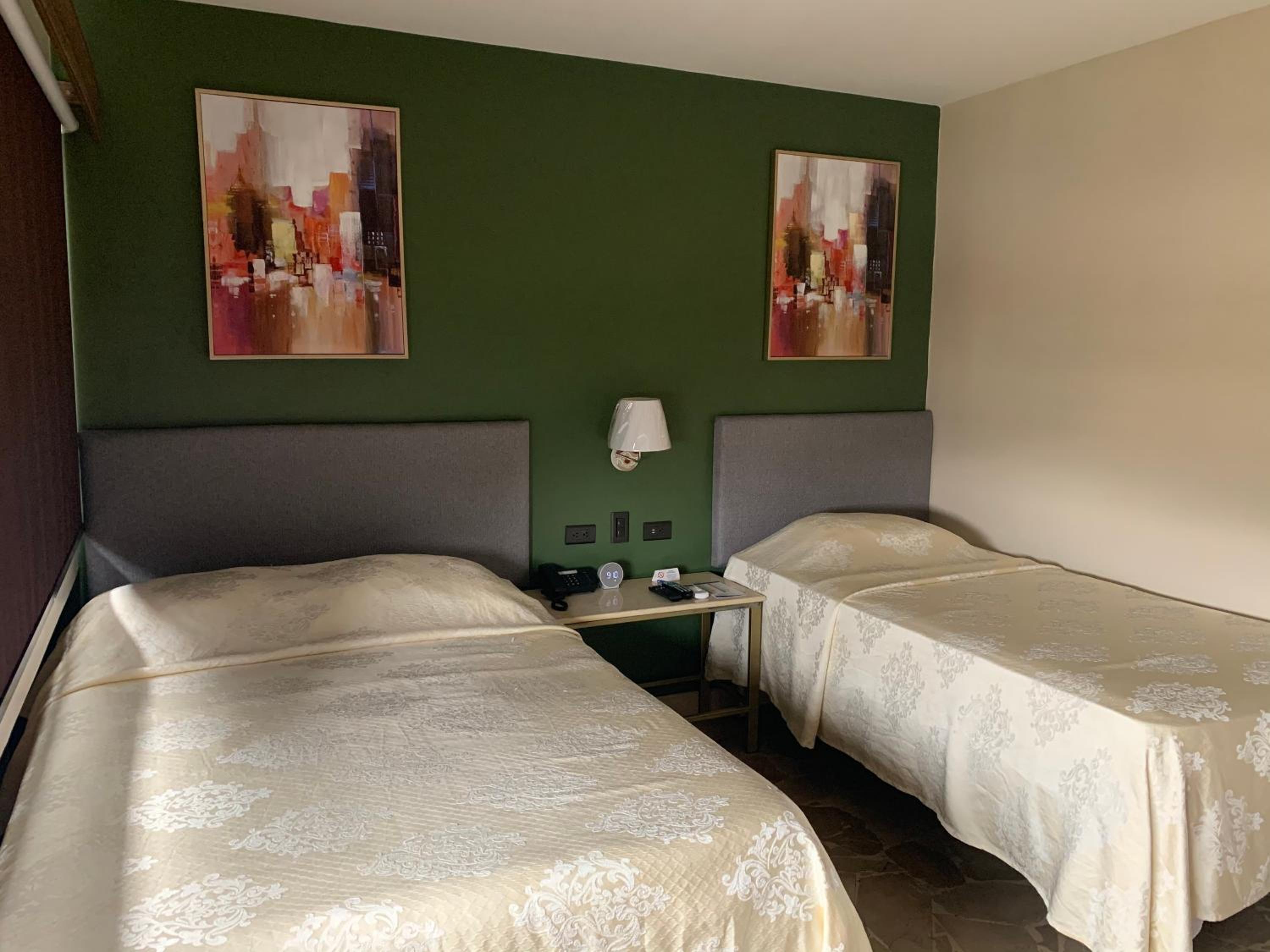 Twin Room photo 2