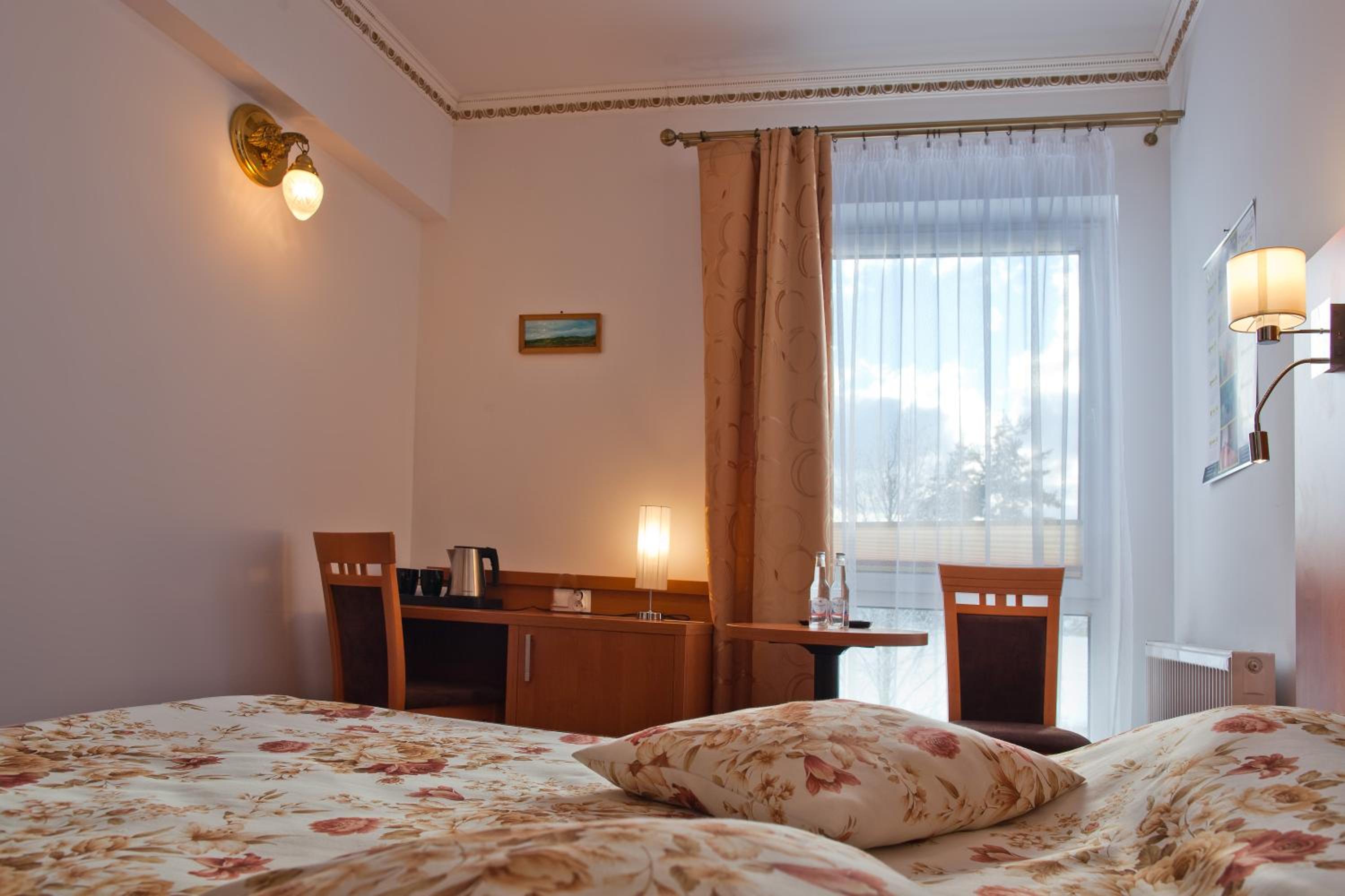 Deluxe Double Room - Photo 10