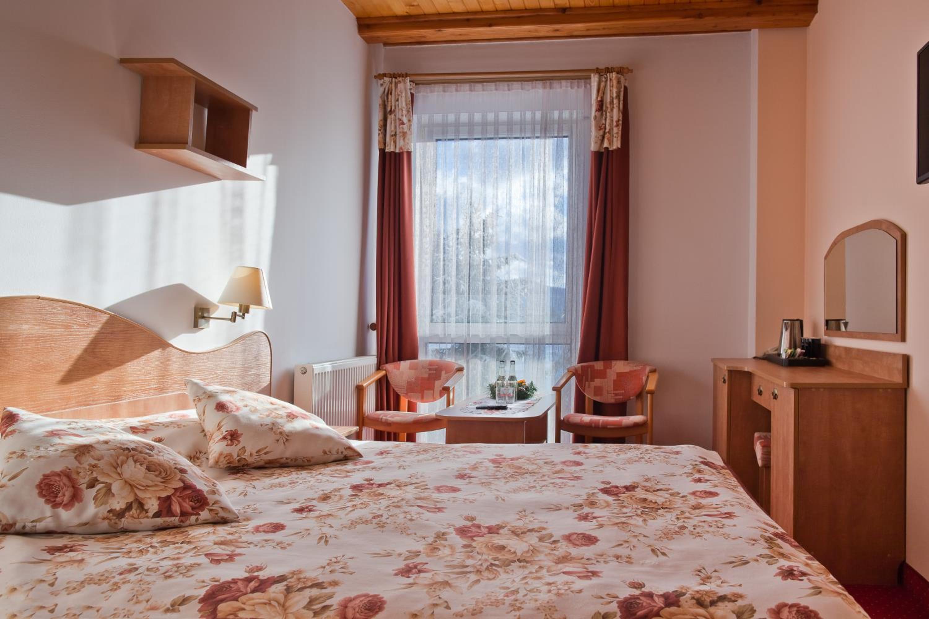 Deluxe Double Room - Photo 4