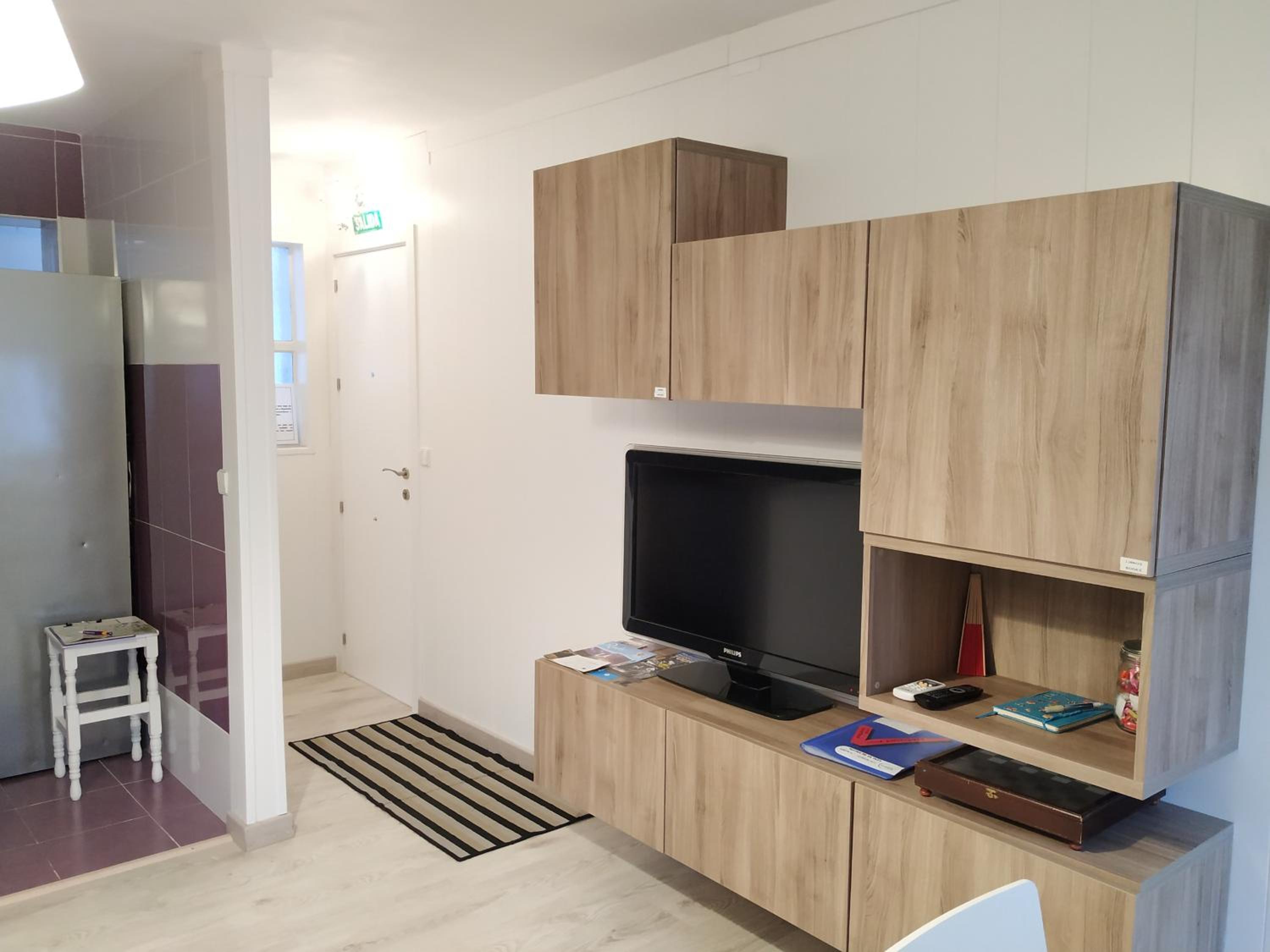 Two-Bedroom Apartment - Photo 6