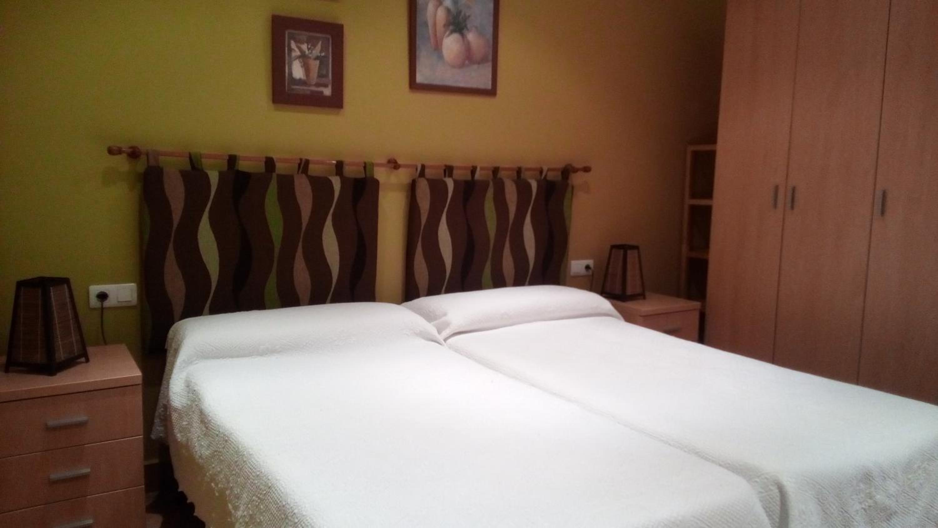 Habitación Triple con Baño Privado
