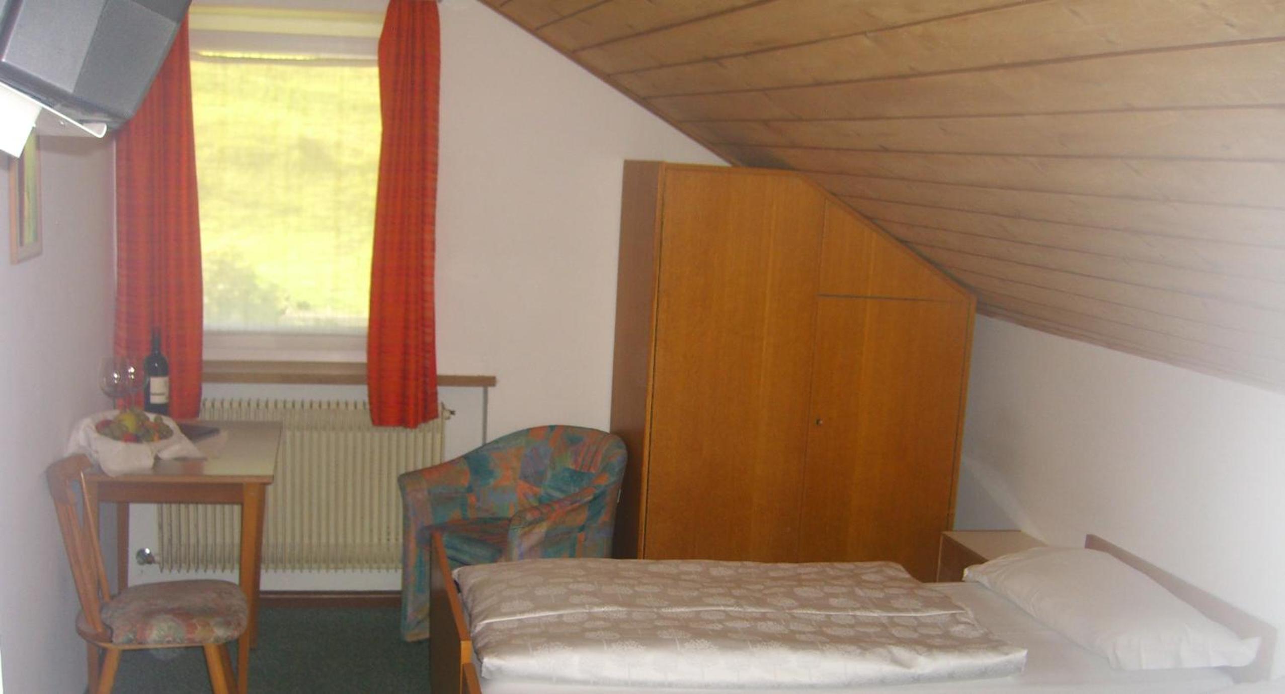 Budget Single Room