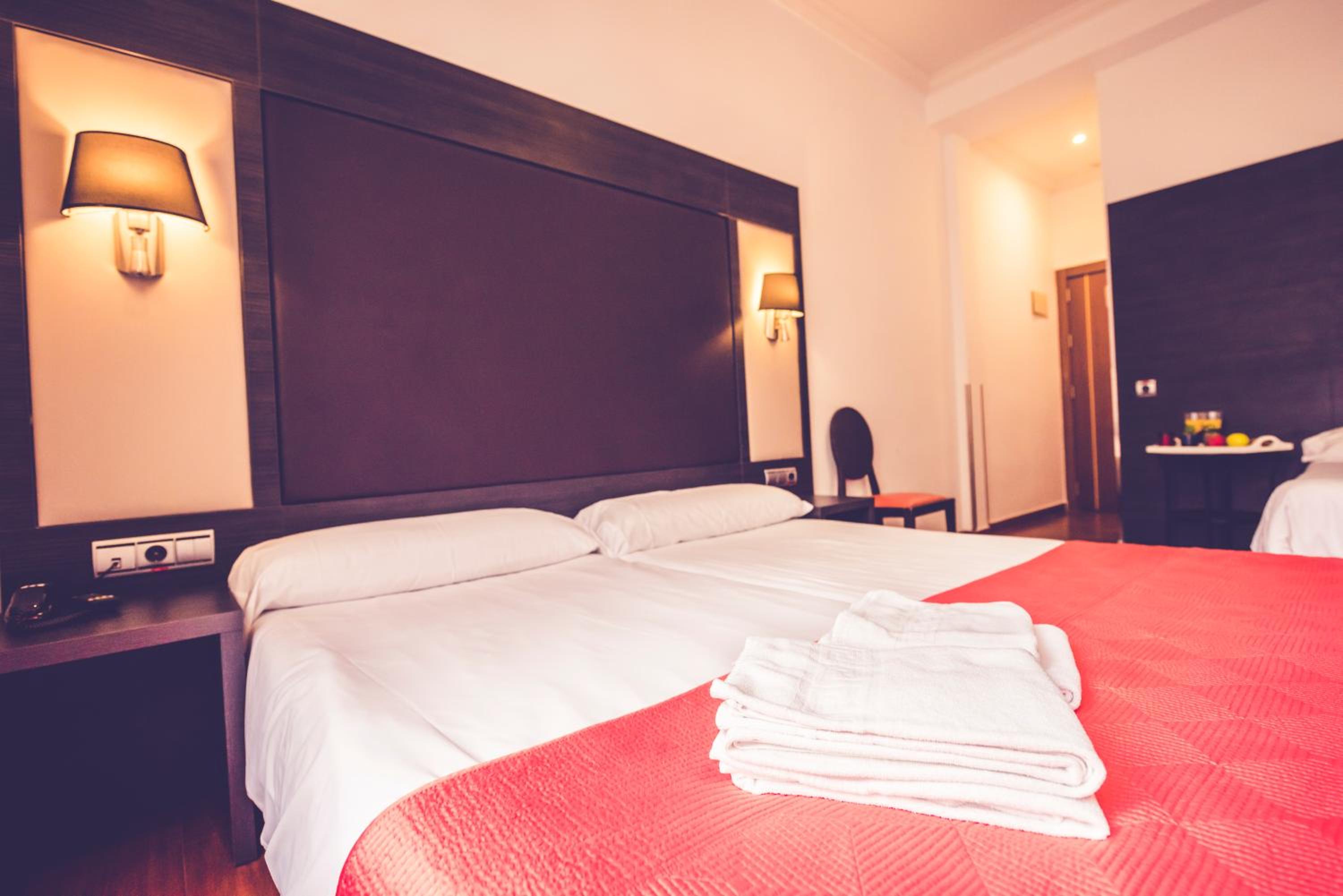 Triple Room - Photo 5