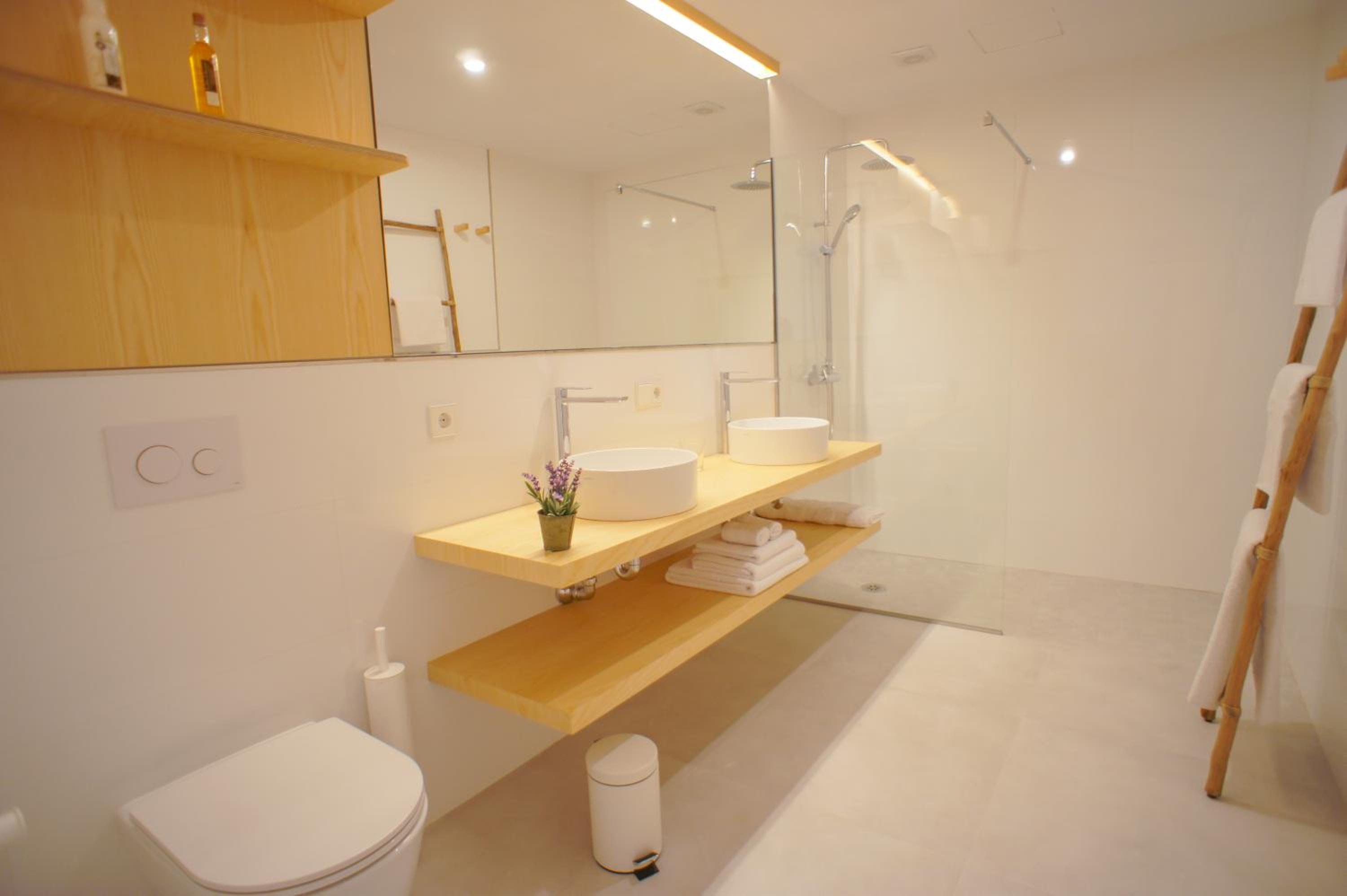 Apartment with Terrace photo 3