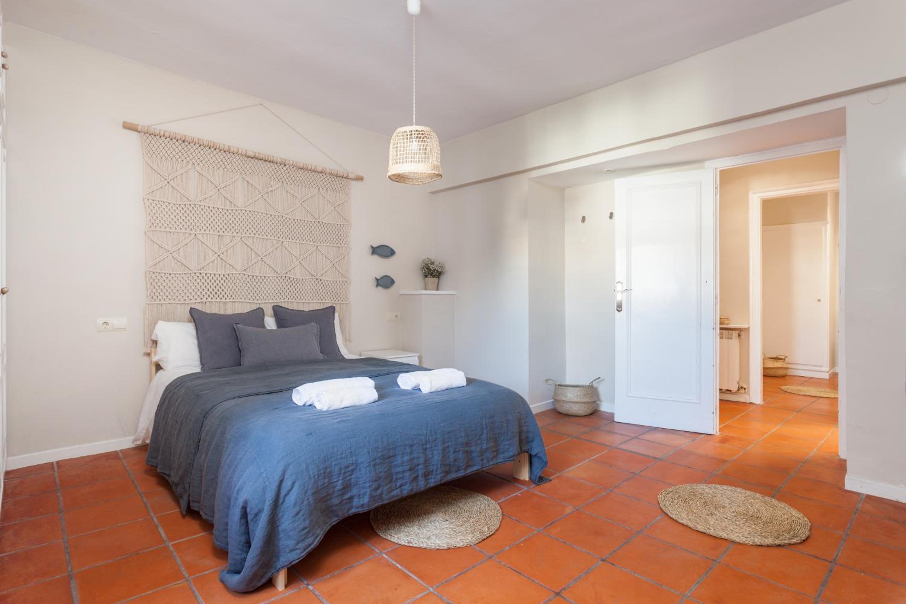 Three-Bedroom House - Photo 16