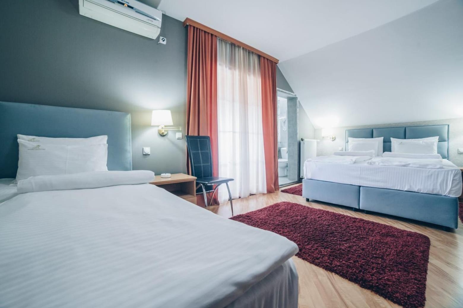 Triple Room with Terrace photo 2