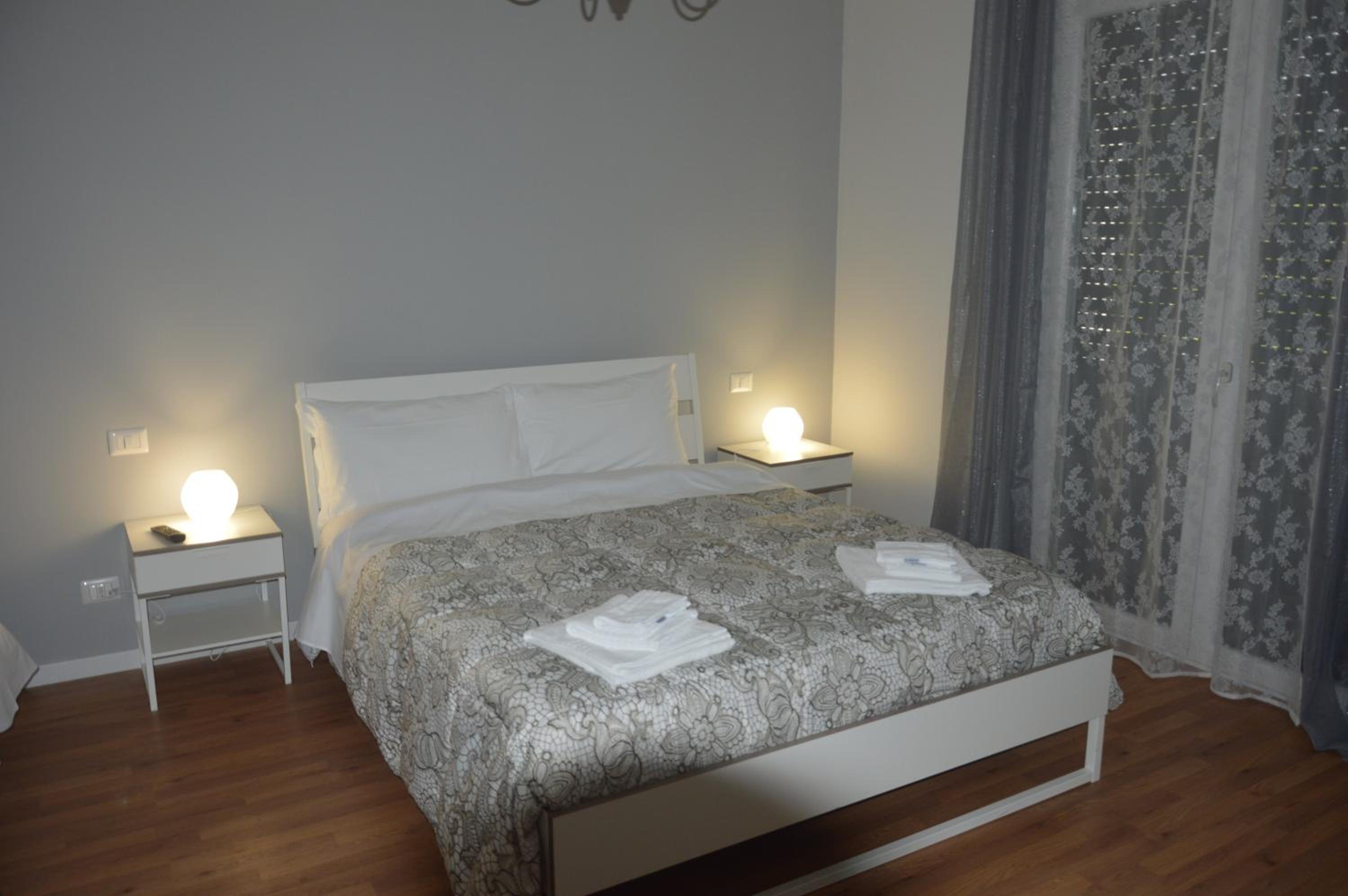 Deluxe Quadruple Room - Photo 5