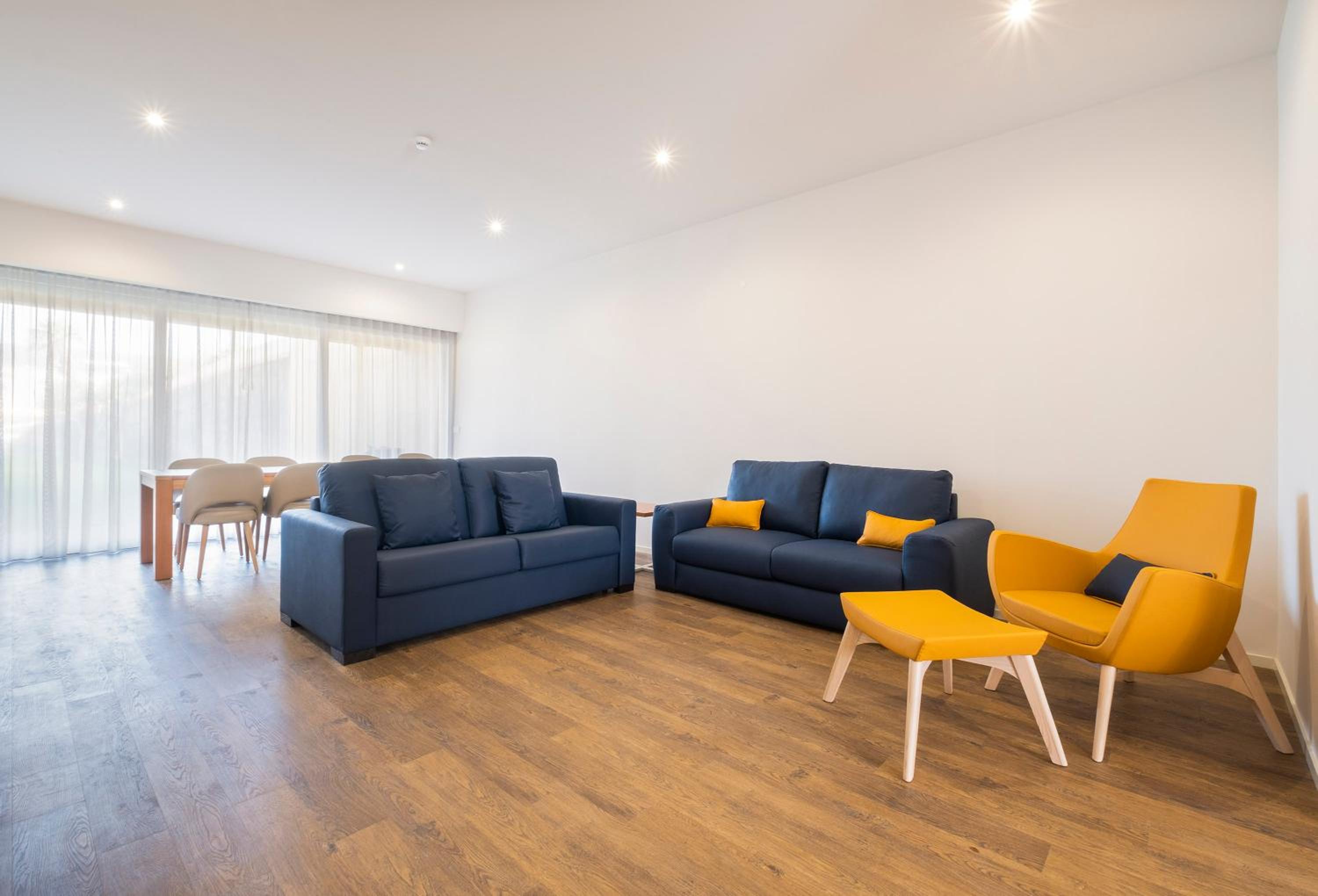Two-Bedroom House - Photo 11