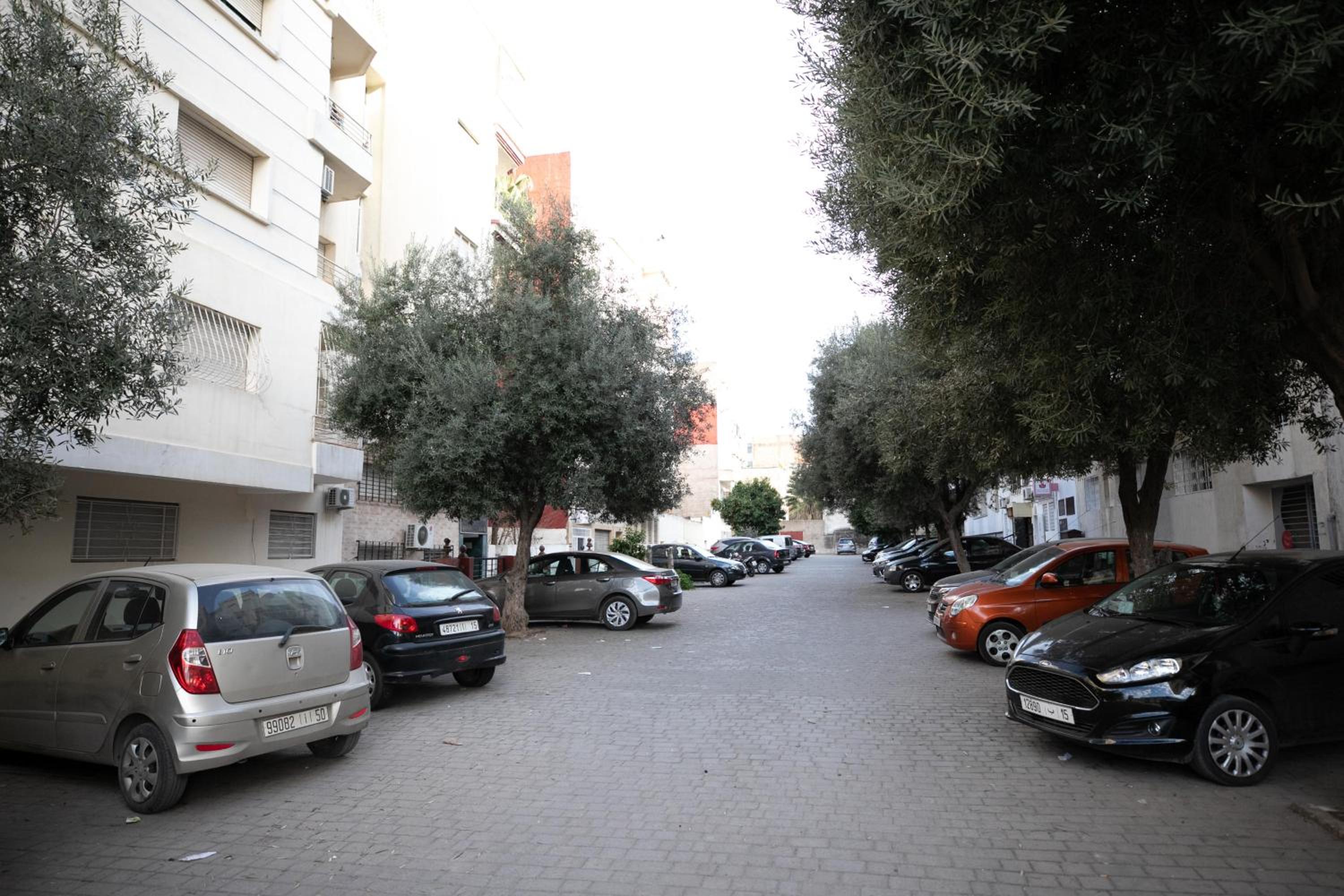 Apartment with Balcony - Photo 34