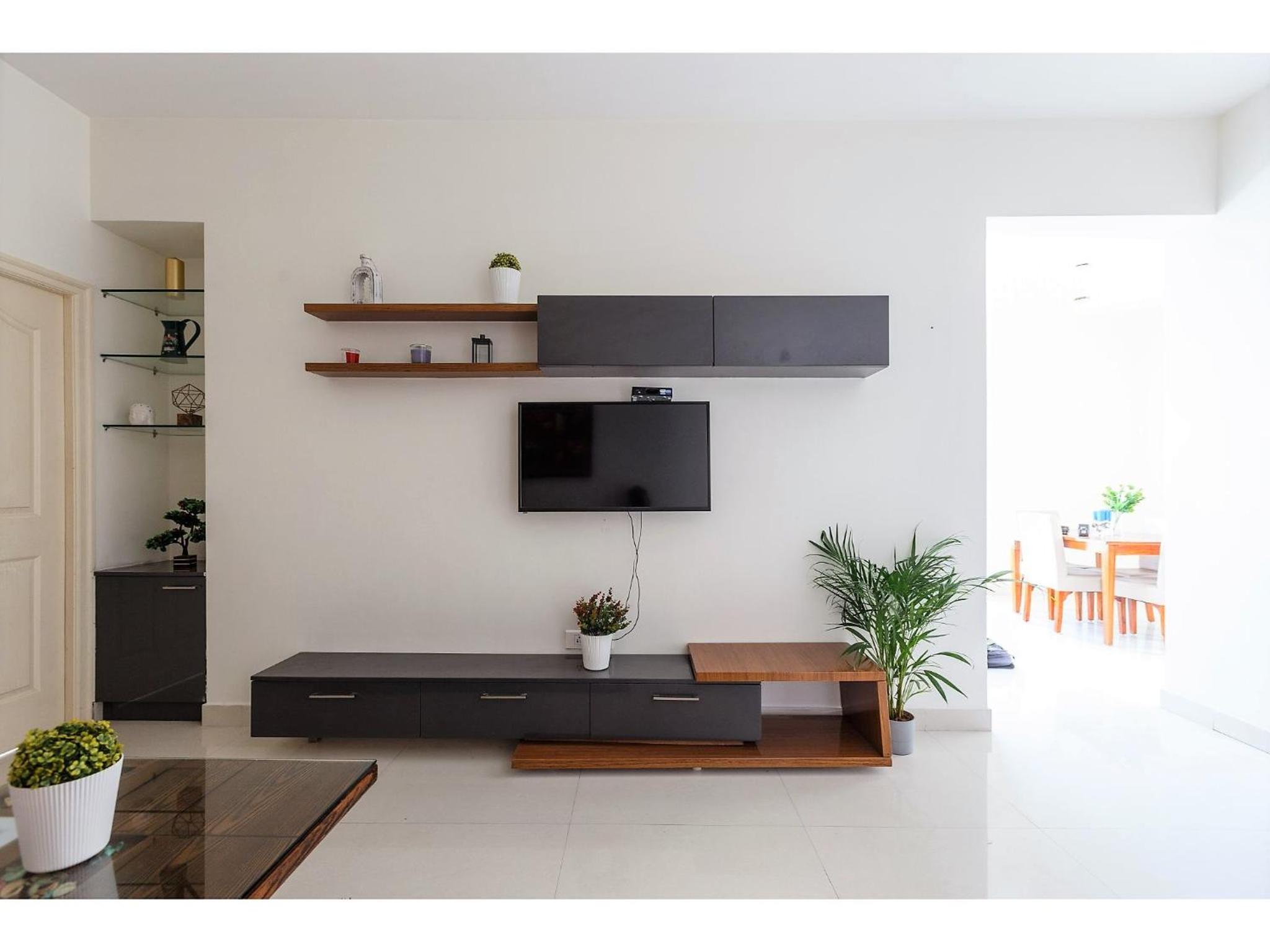 Standard Two-Bedroom Apartment - Photo 4