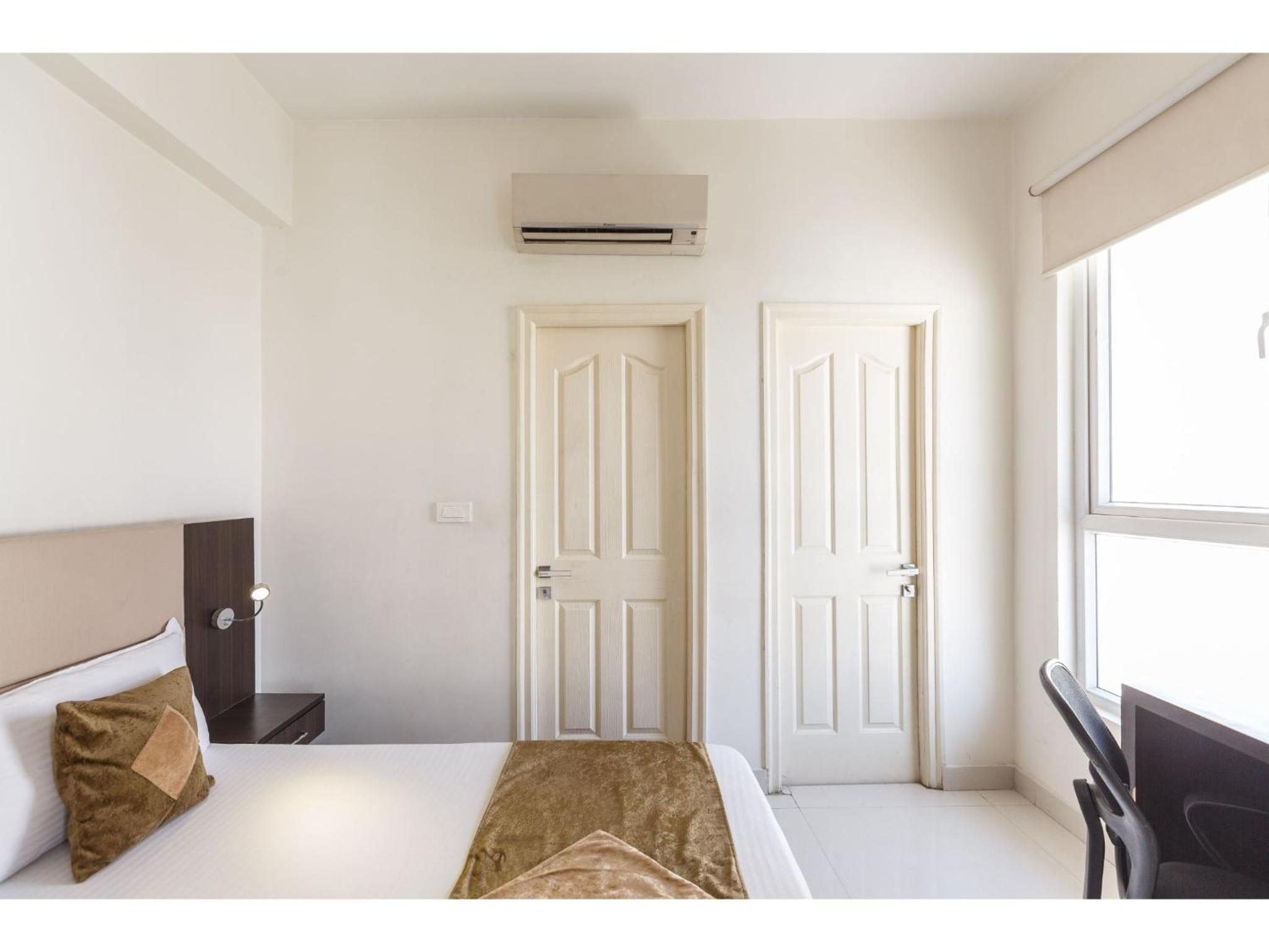 Standard Two-Bedroom Apartment - Photo 5