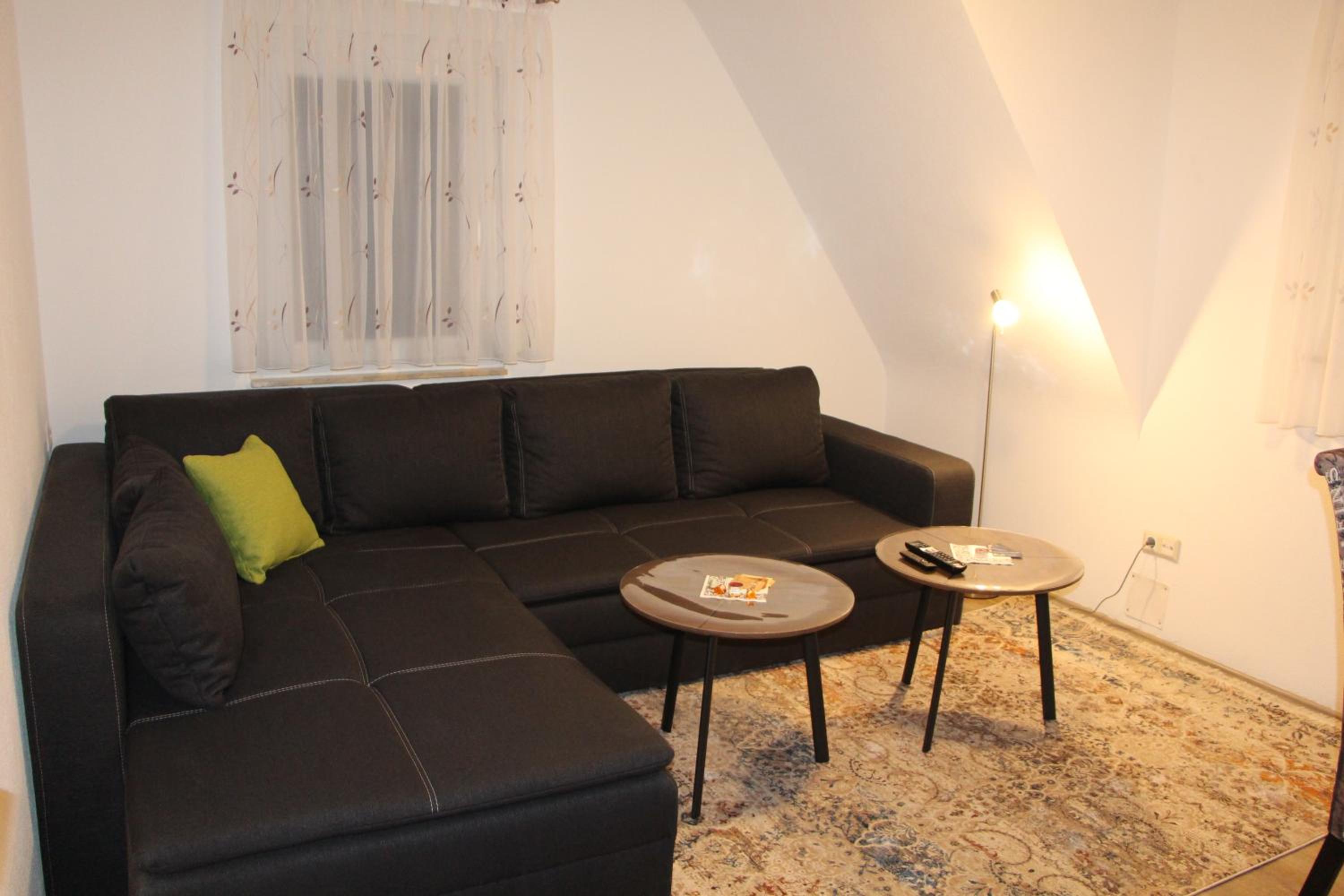 Deluxe Apartment - Photo 2