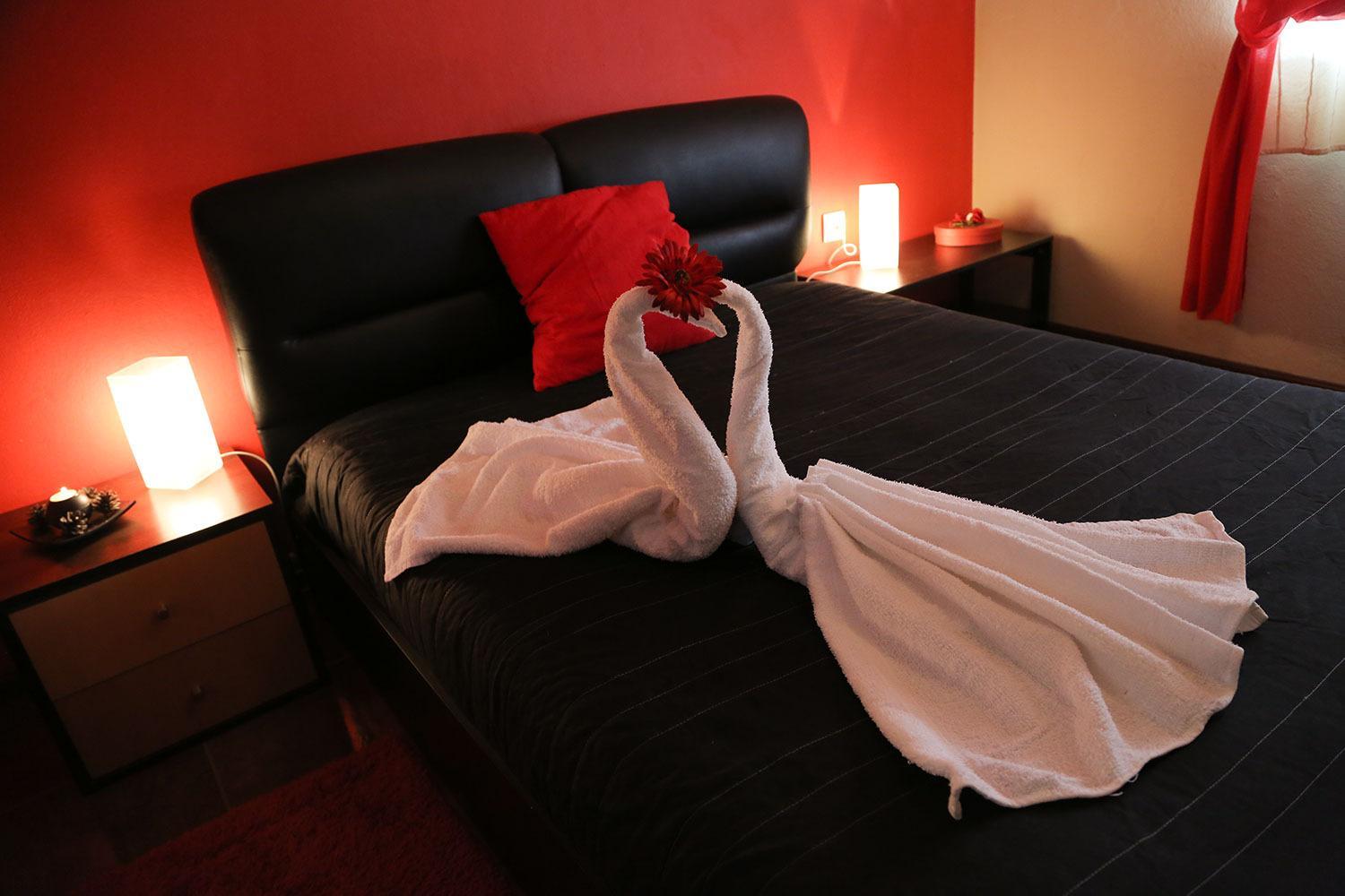 Double Room - Photo 4