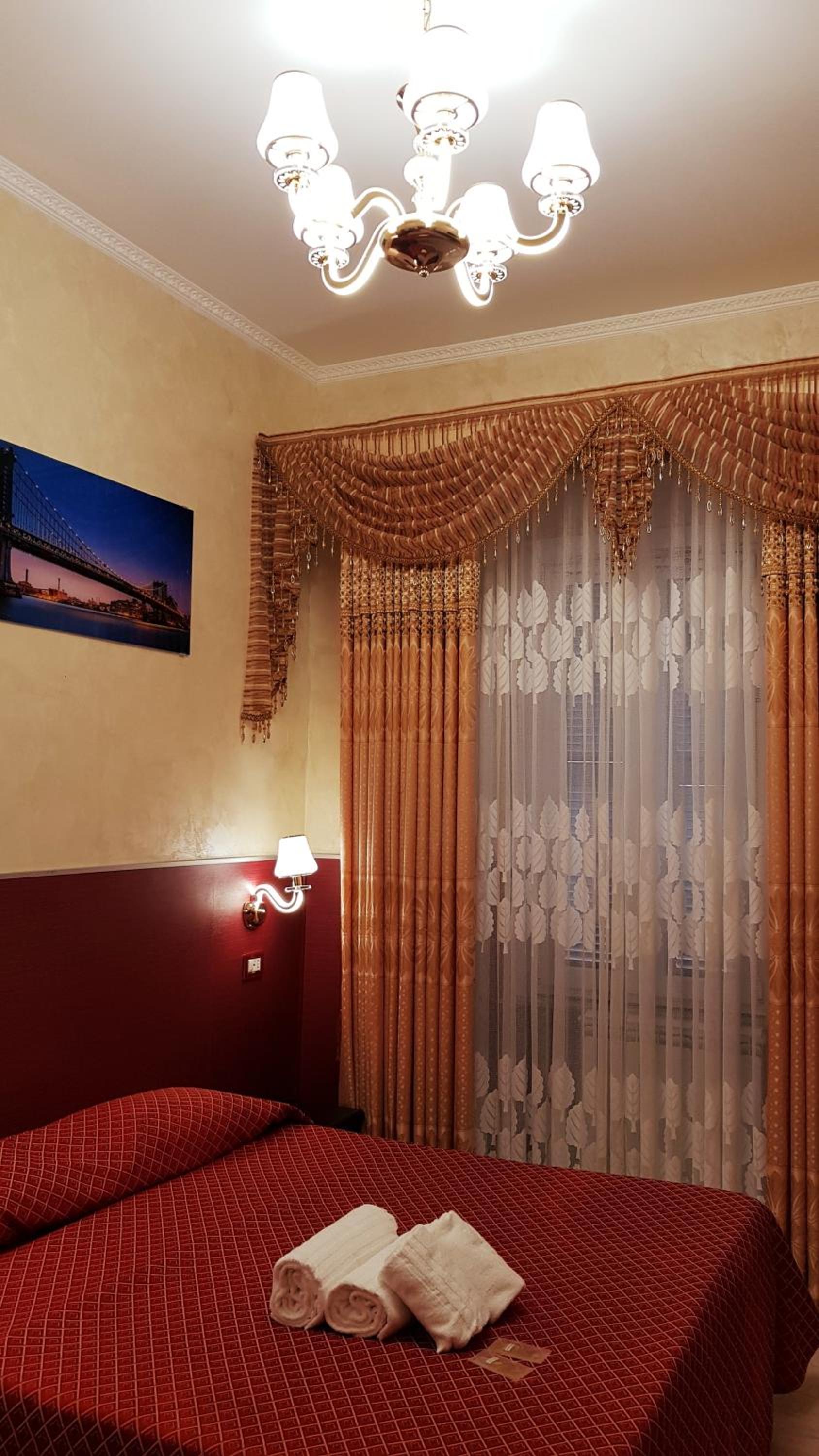 Economy Twin Room With Shared Bathroom