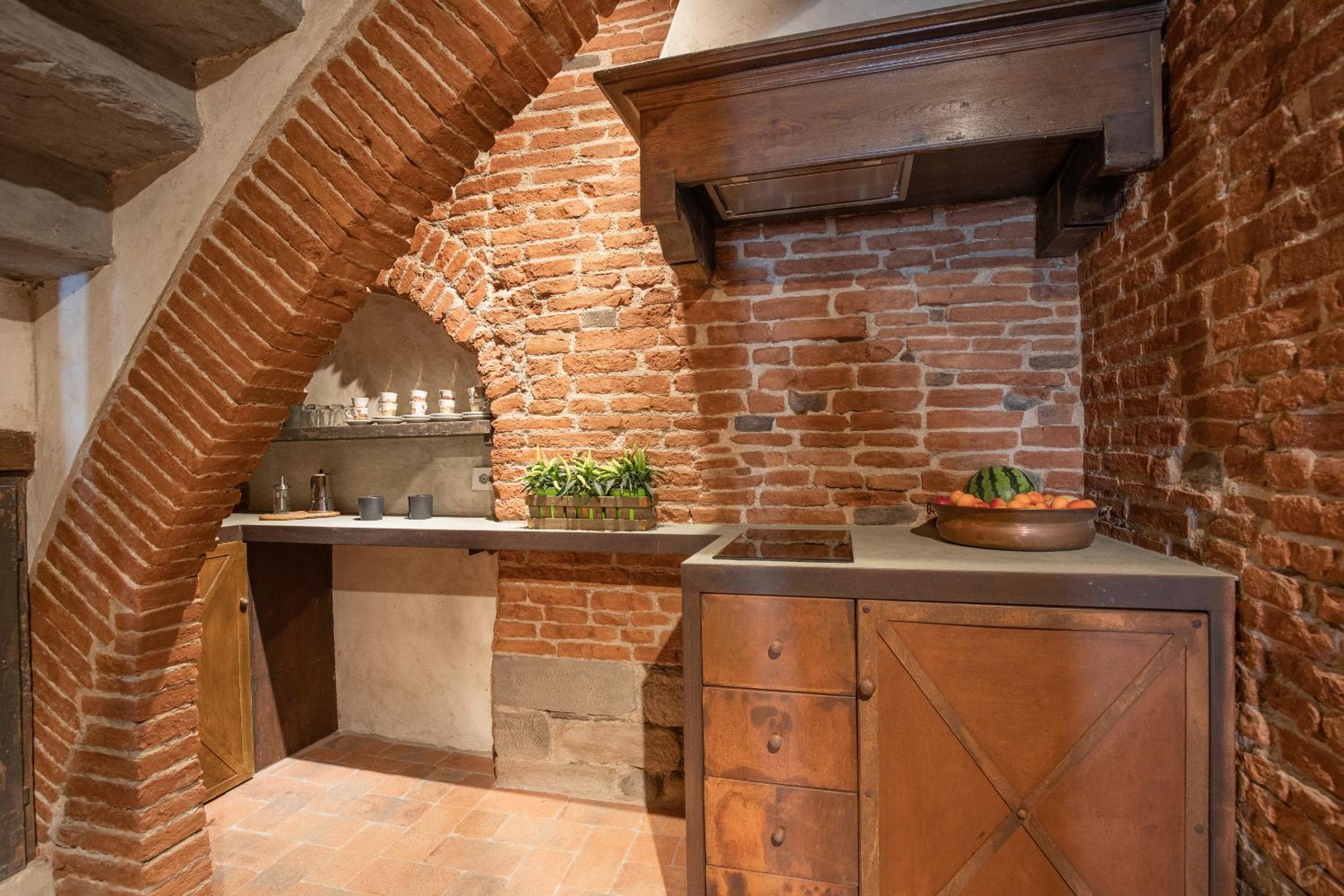 Three-Bedroom House - Photo 28