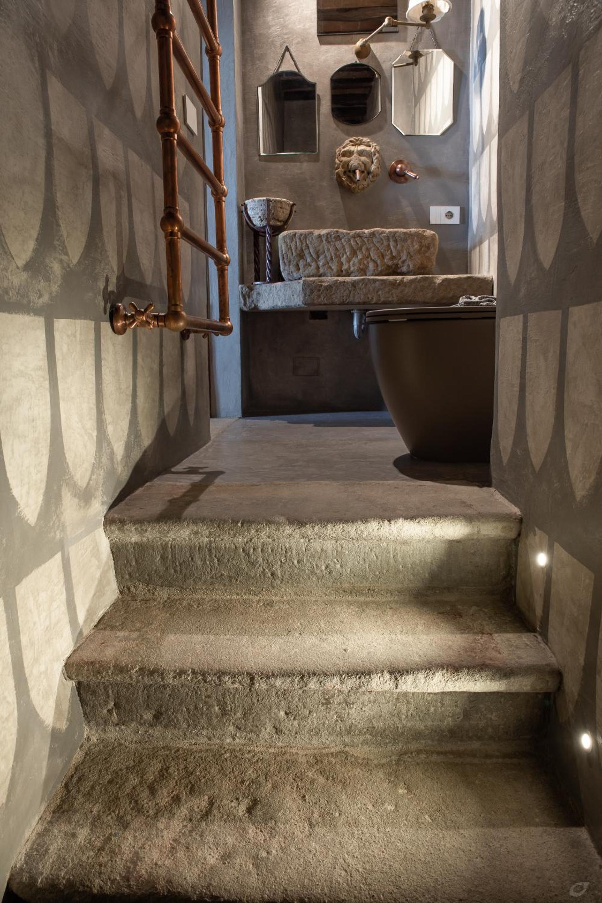 Three-Bedroom House - Photo 44