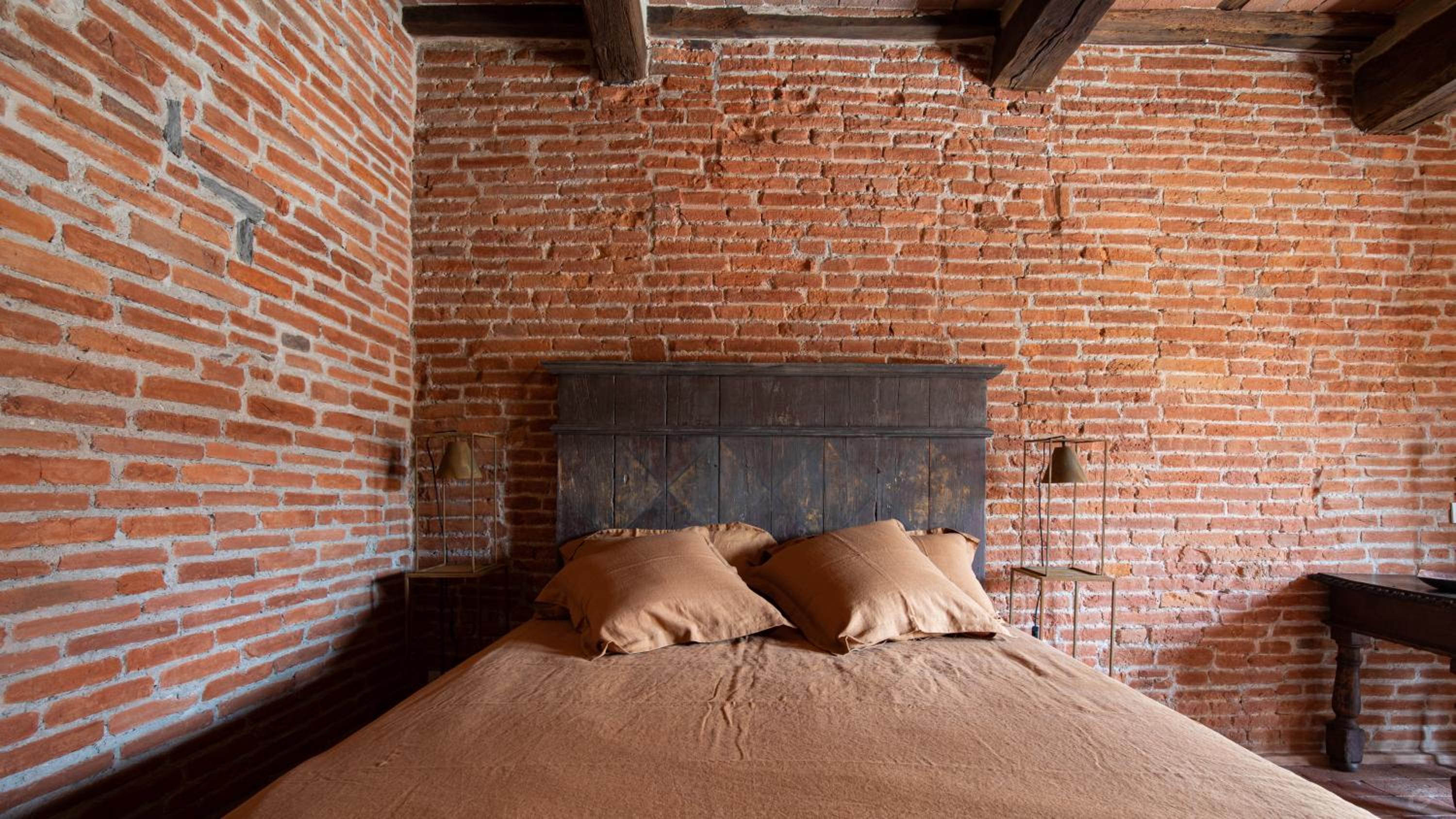 Three-Bedroom House - Photo 39