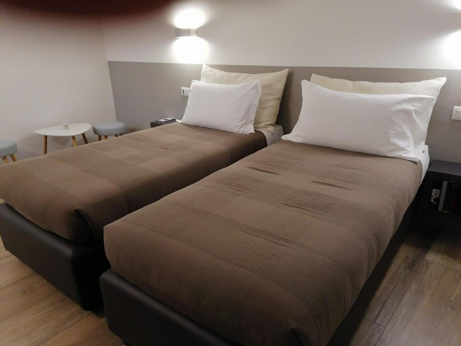 Superior Double or Twin Room - Photo 19