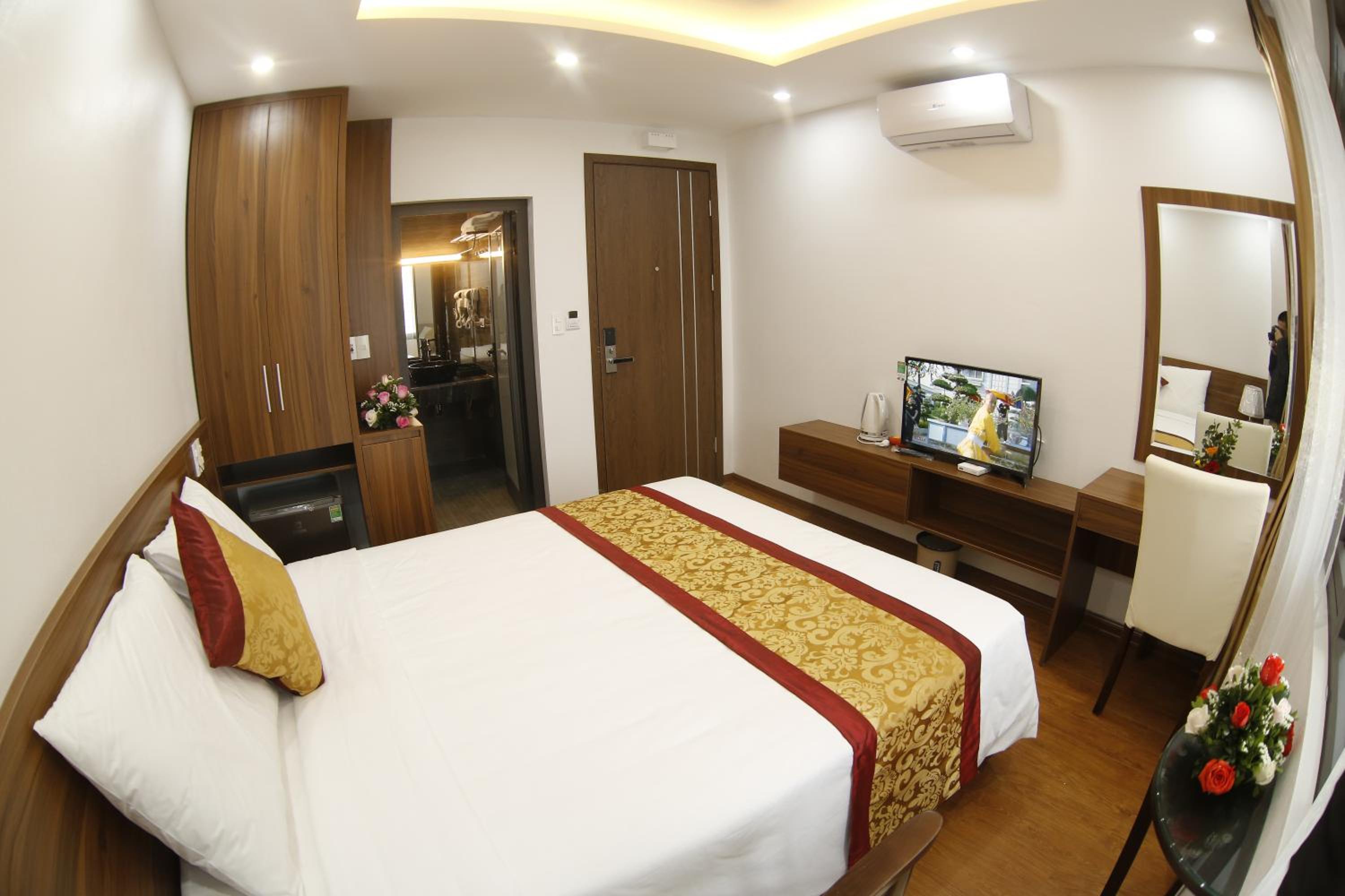 Double Room - Photo 5