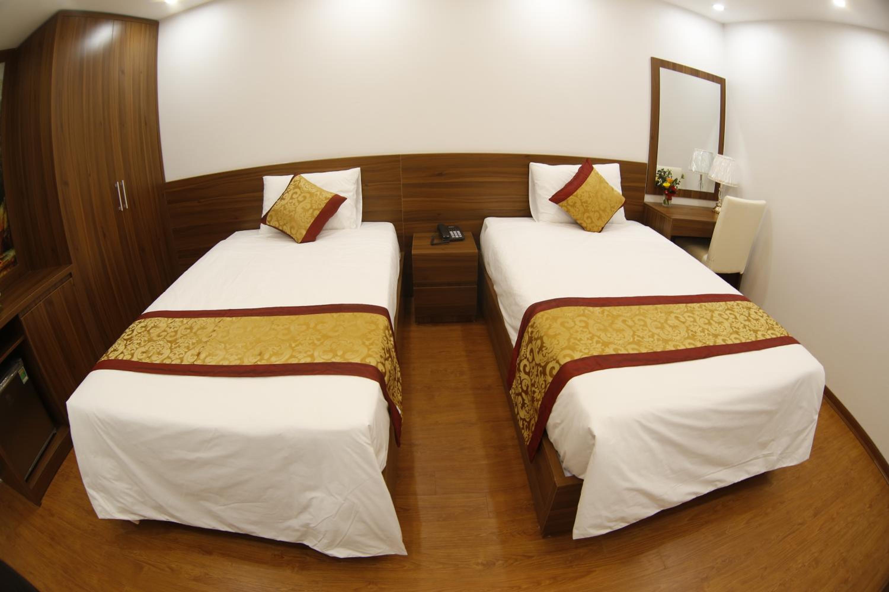 Twin Room - Photo 1