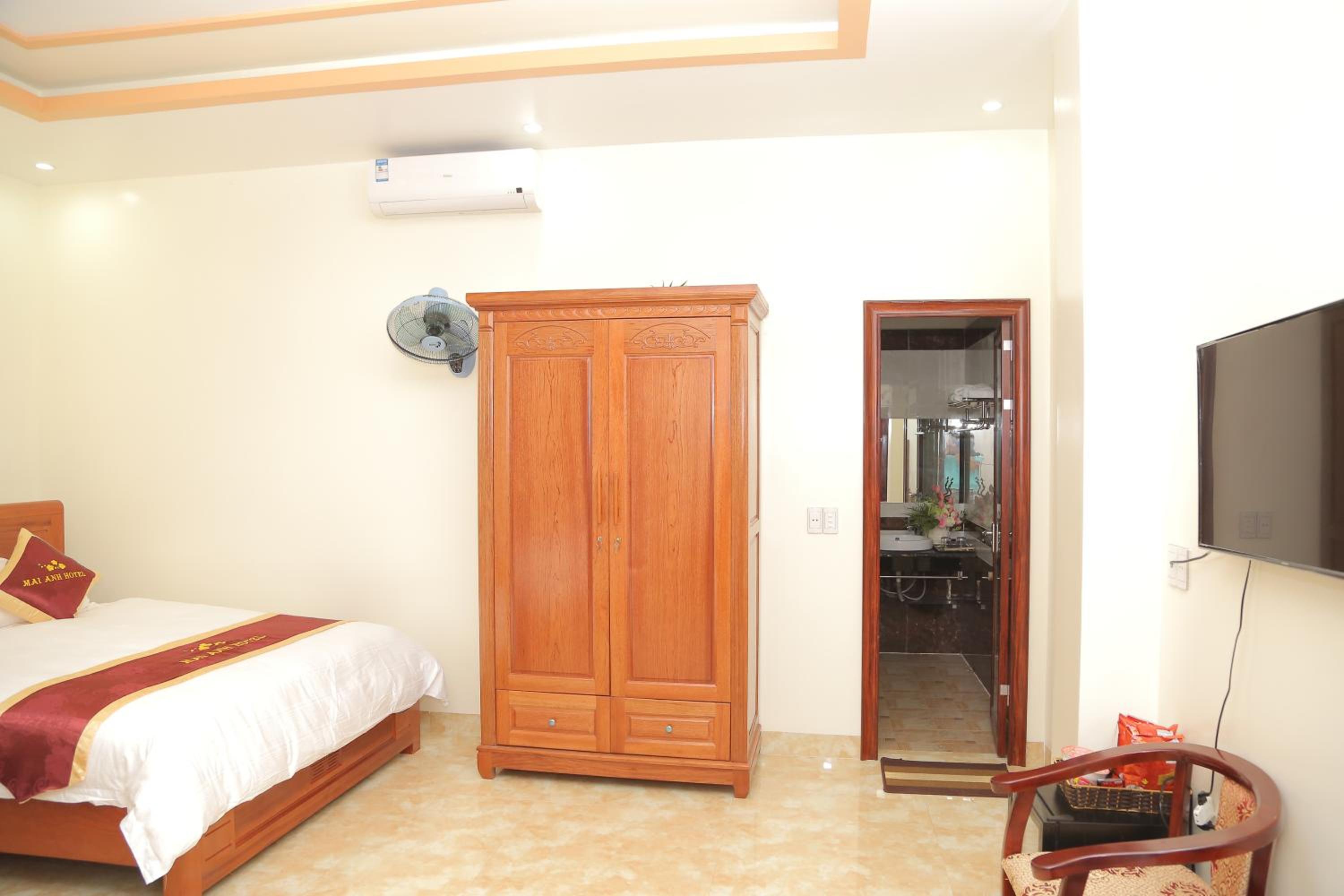 Triple Room with View