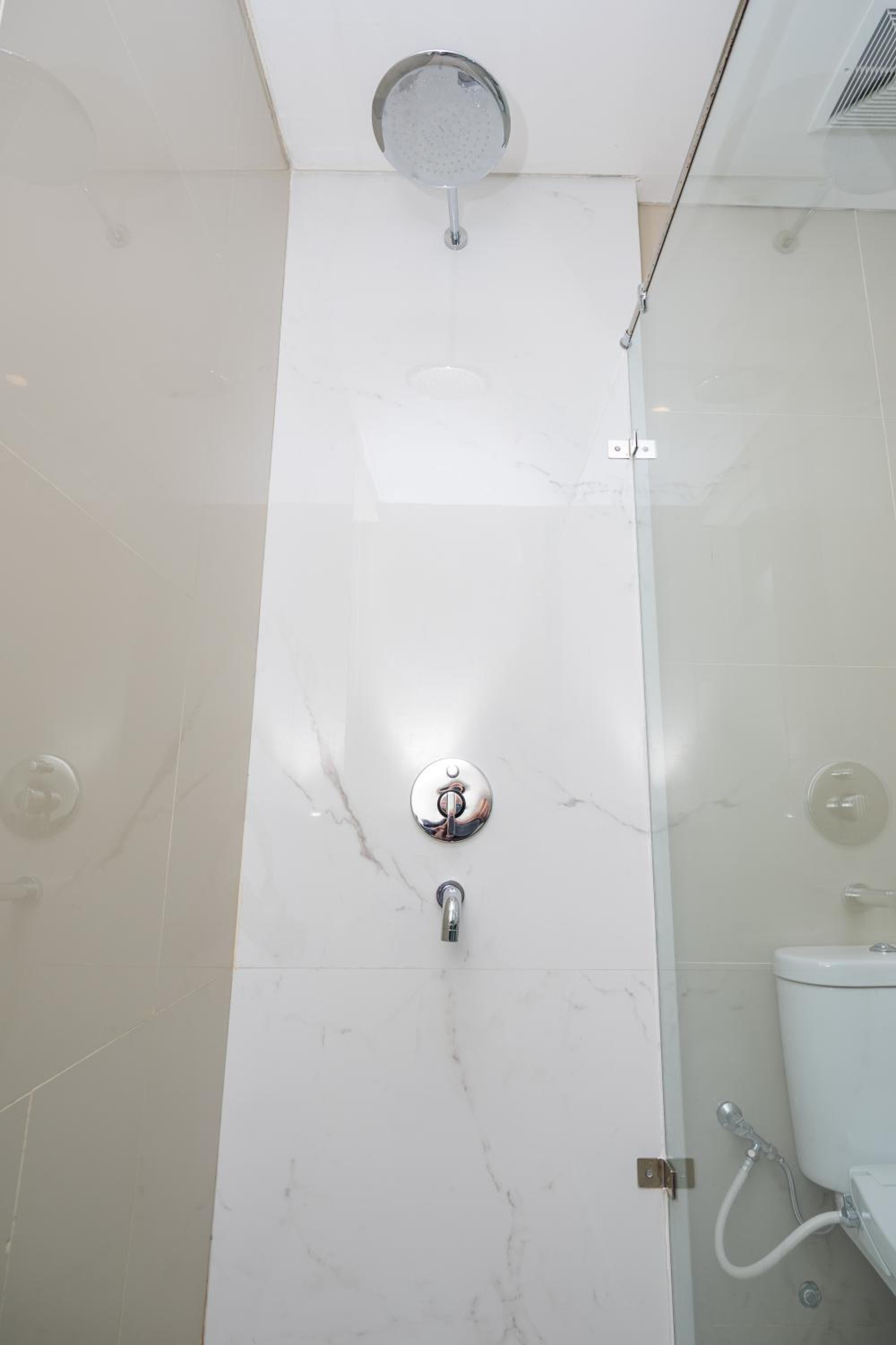 Deluxe Room - Photo 6