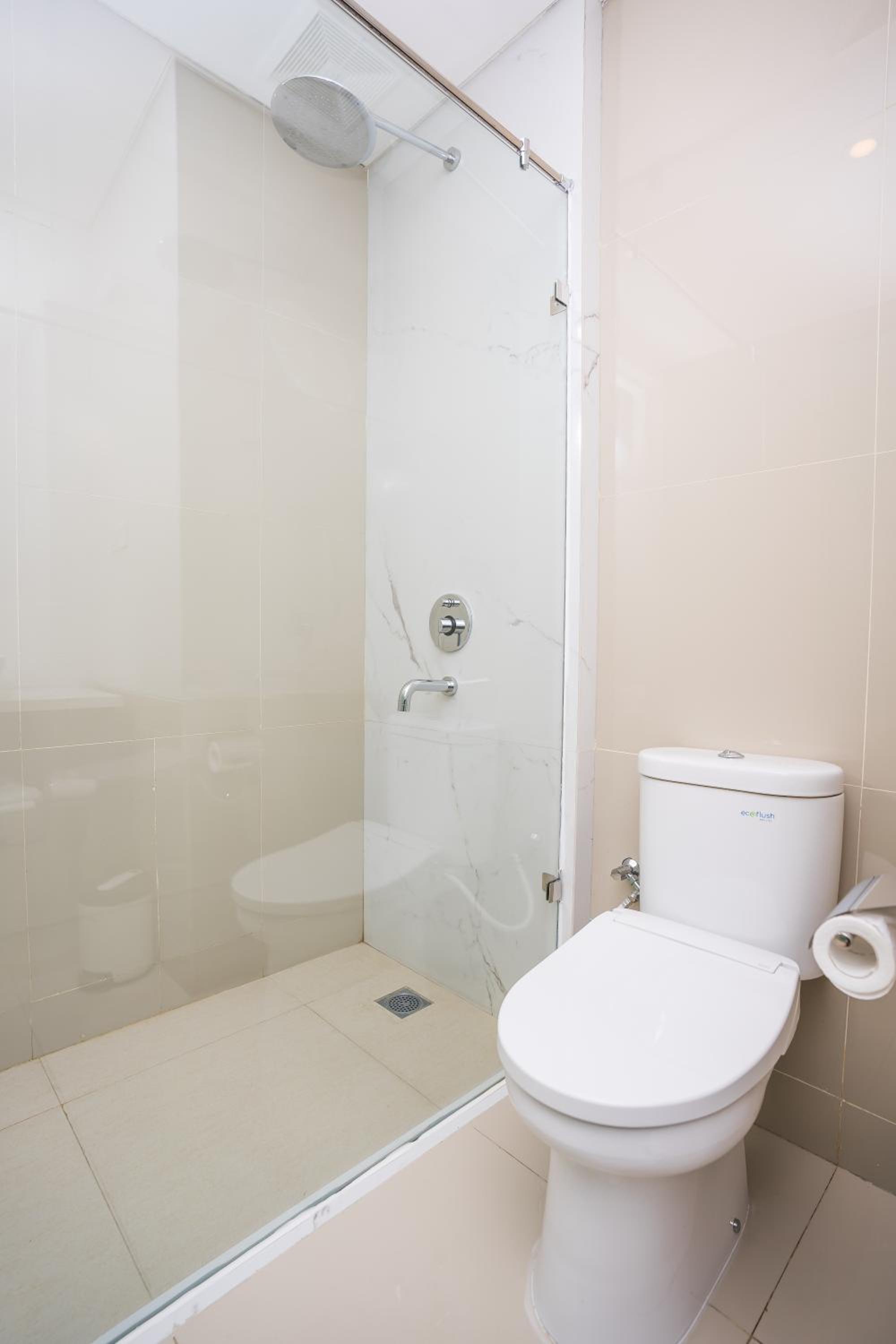 Deluxe Room - Photo 5