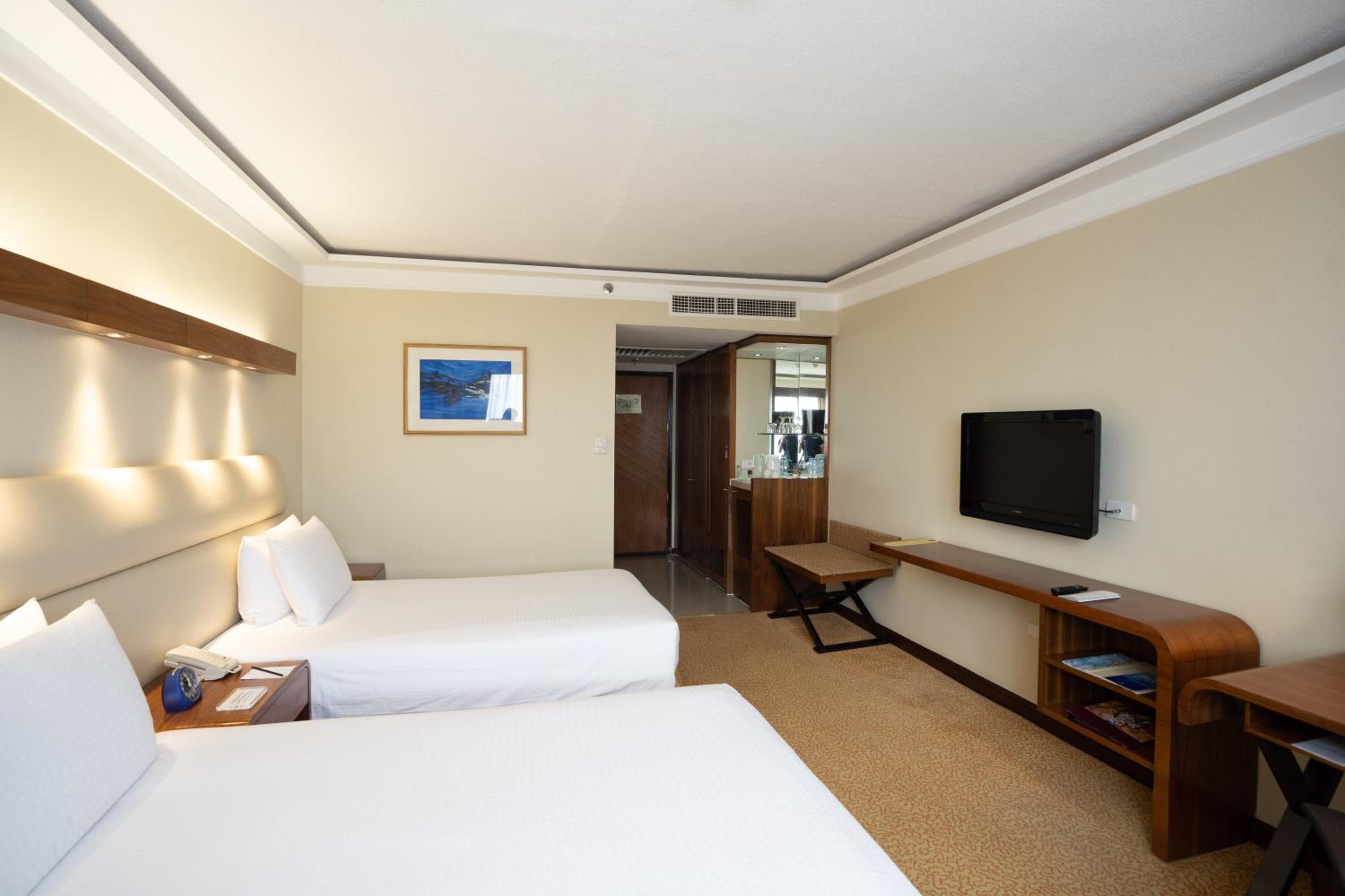 Deluxe Double or Twin Room with Sea View