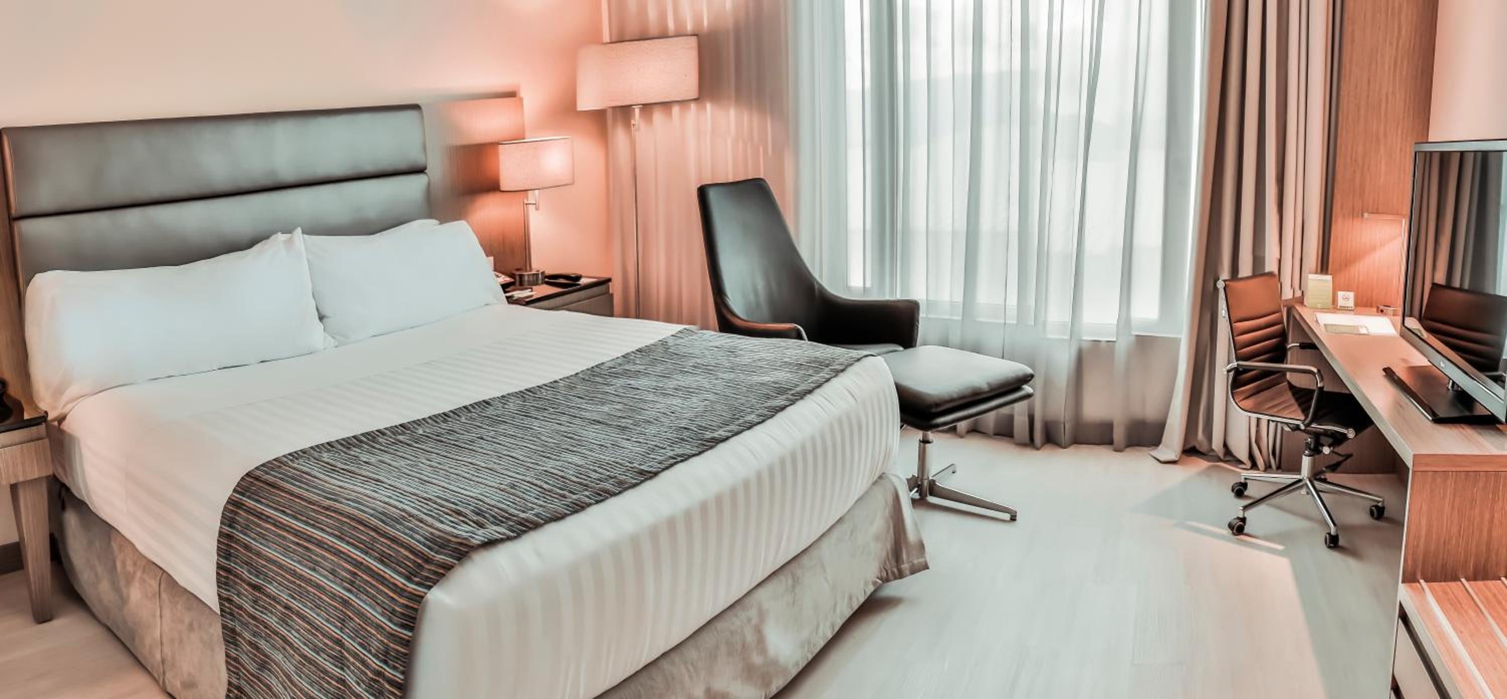 Standard King Room - High Floor