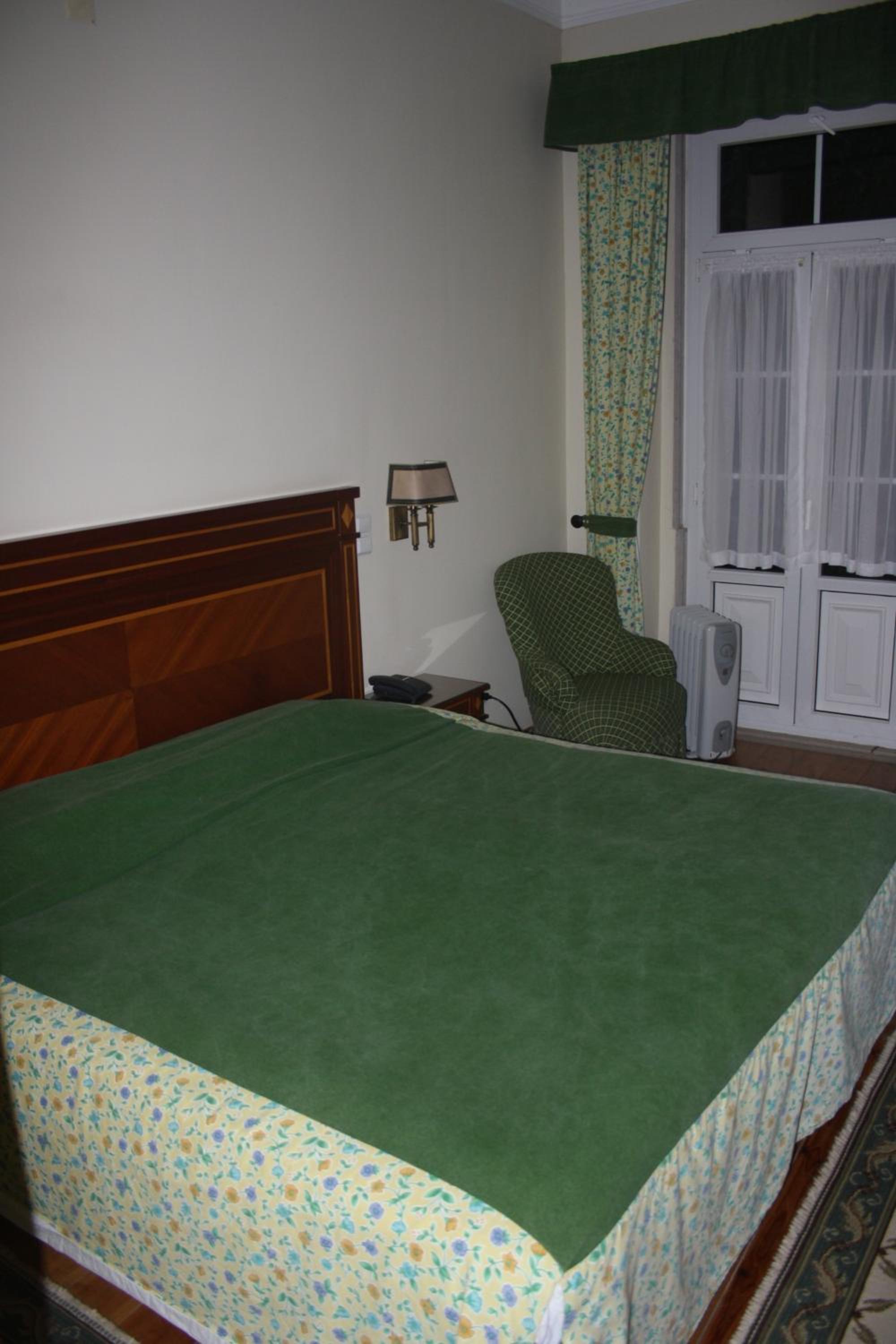 Double or Twin Room photo 2
